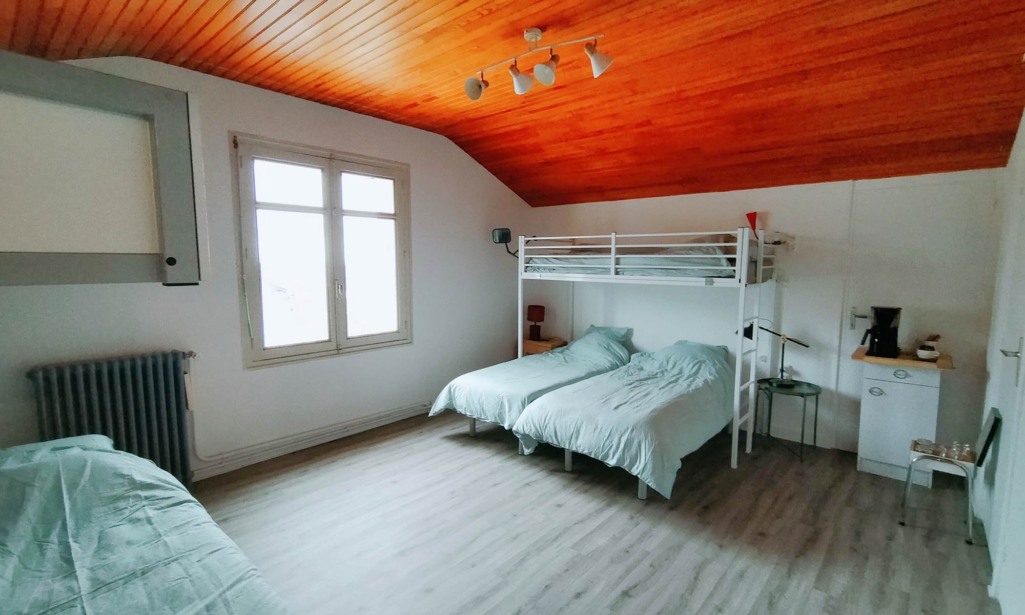 Grande chambre collective-galerie