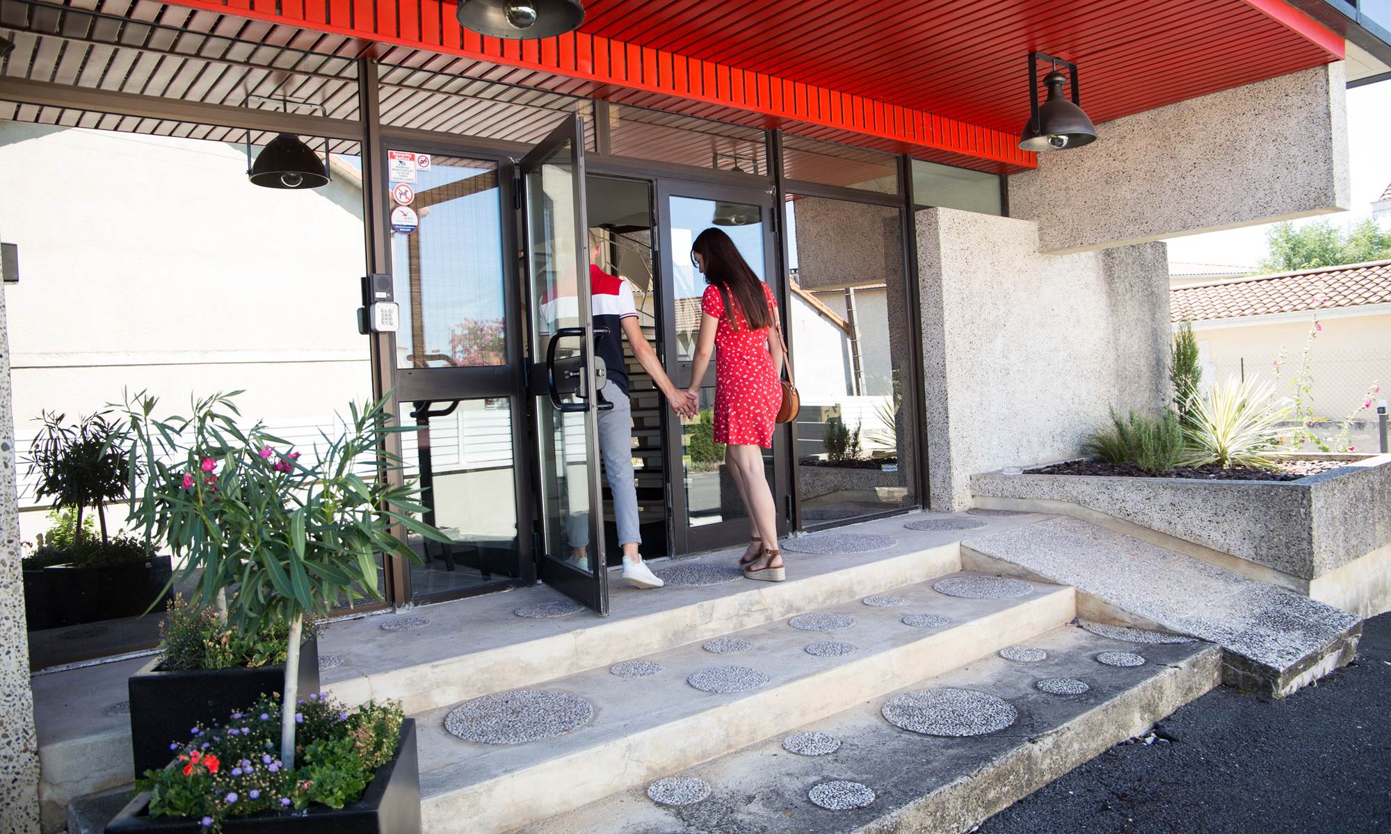 Entrée de l'hôtel-page