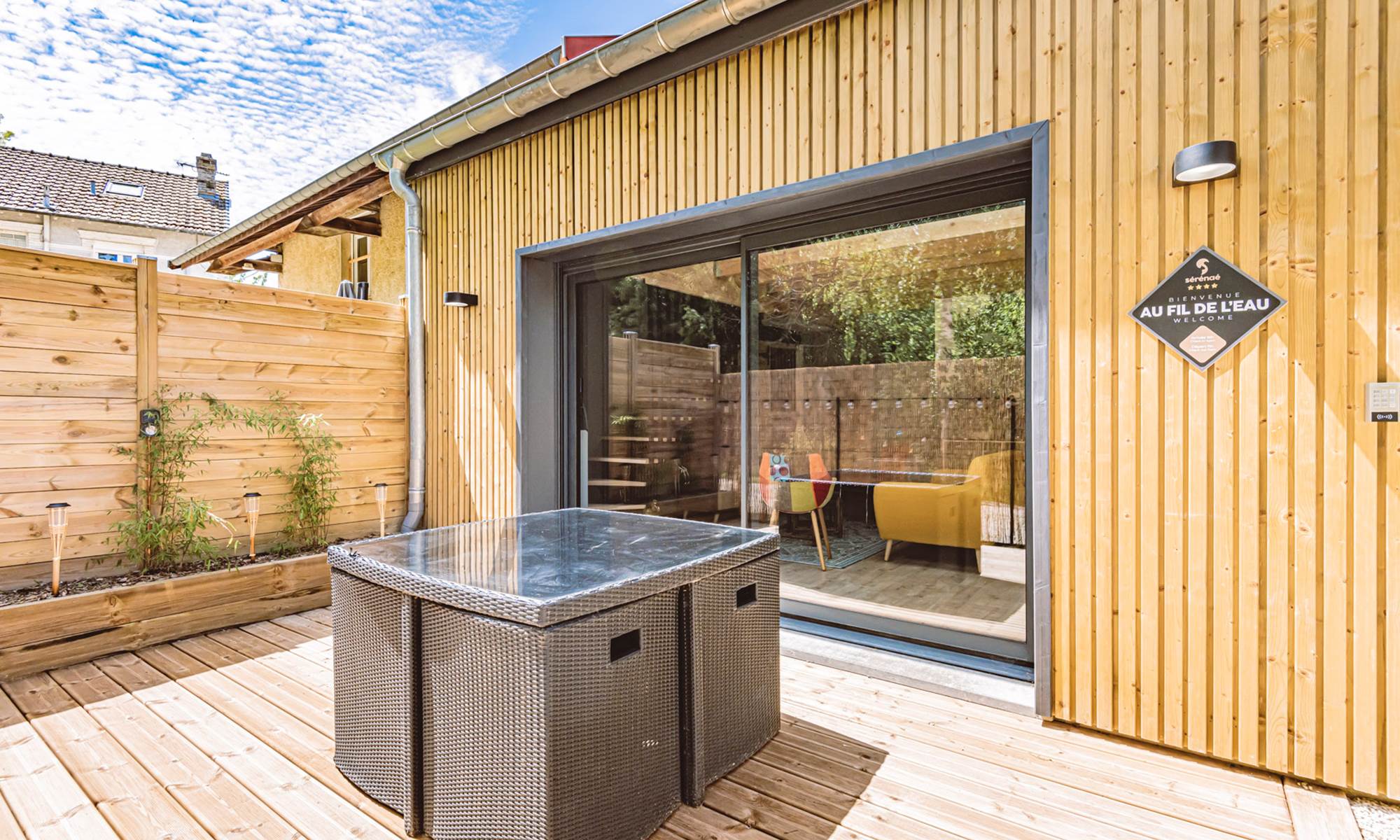 Terrasse gîte Au fil de l'eau-galerie