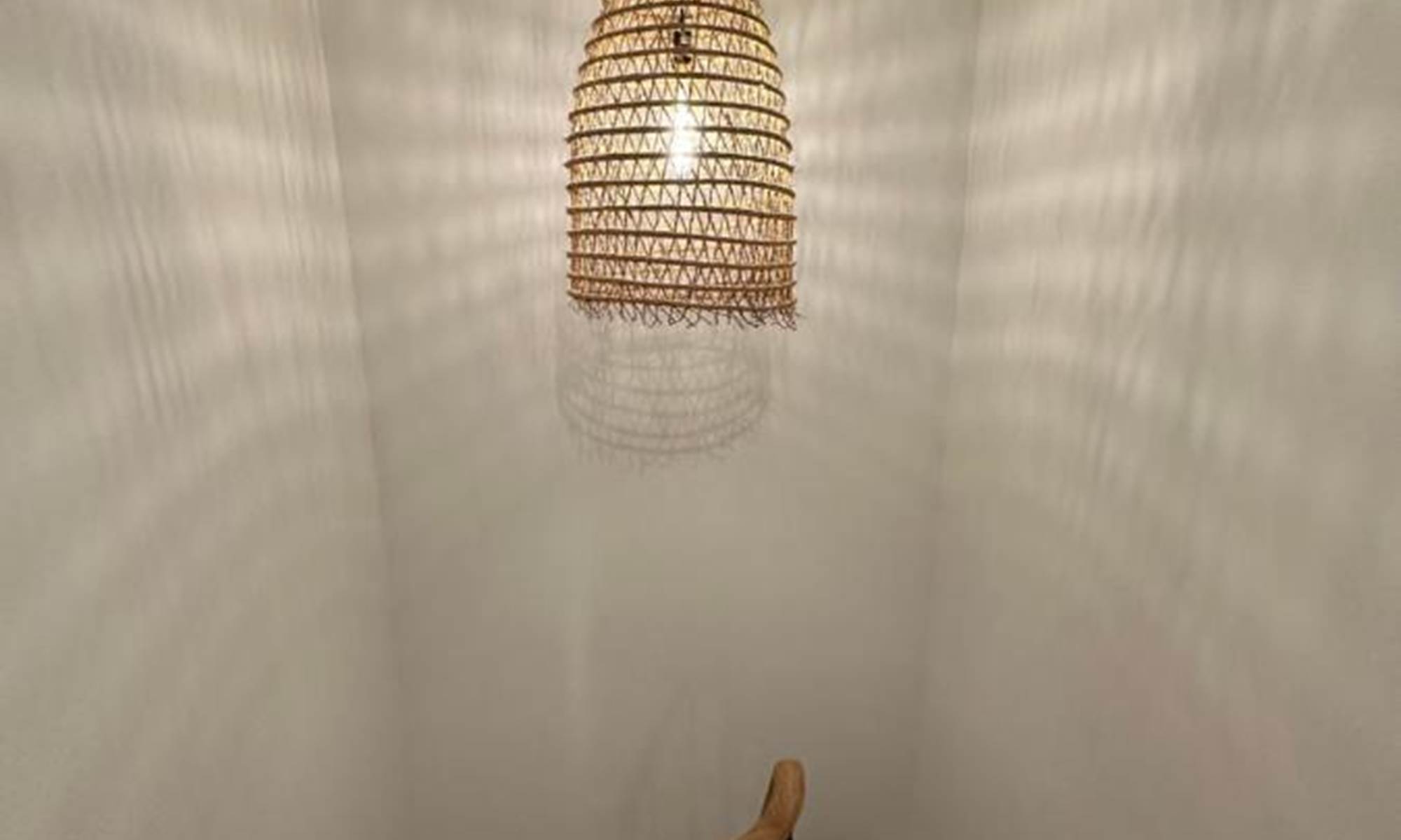 aigues-morte-chambres-escalier