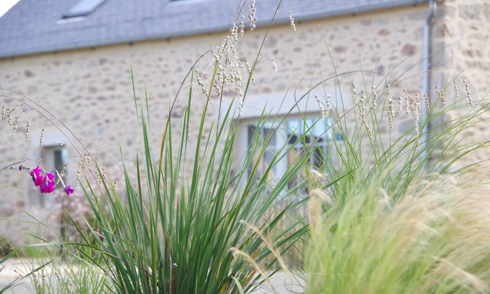La façade de La Grange, un gîte de La Grange Neuve