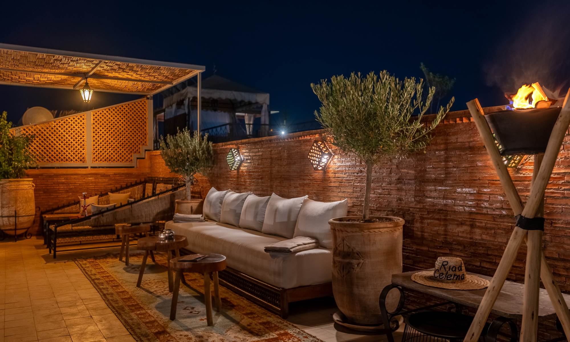 Rooftop by night-galerie