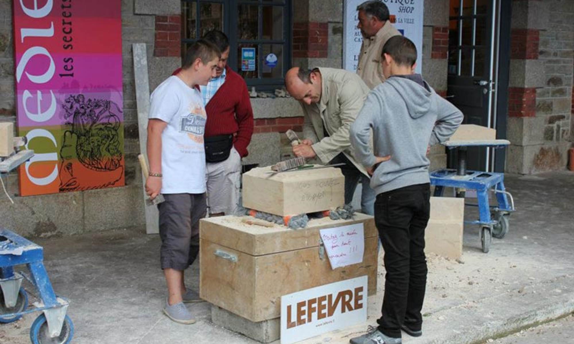 Atelier taille de pierre de 7 à 97 ans