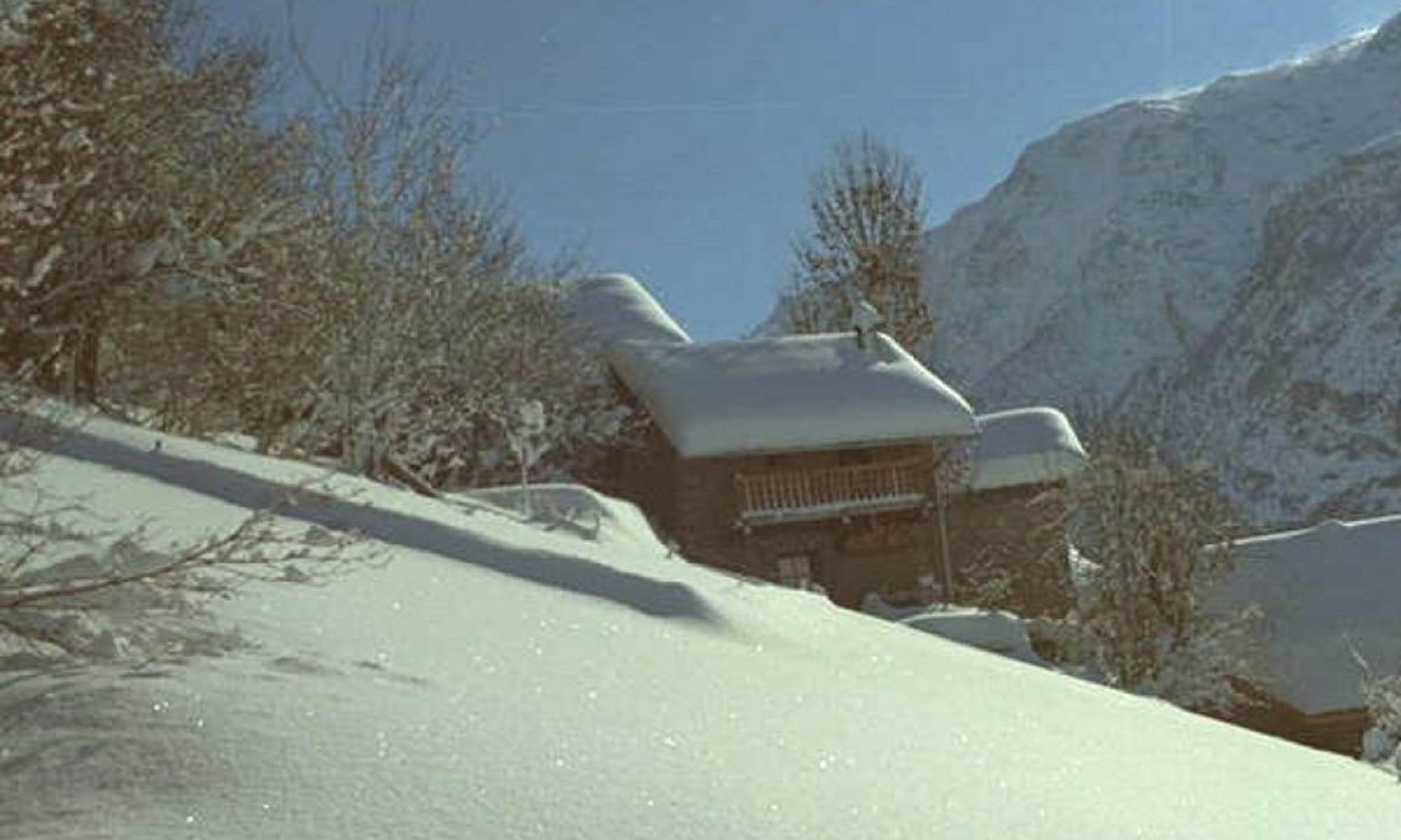 Arrière de la masion donnant sur l'alpage.
