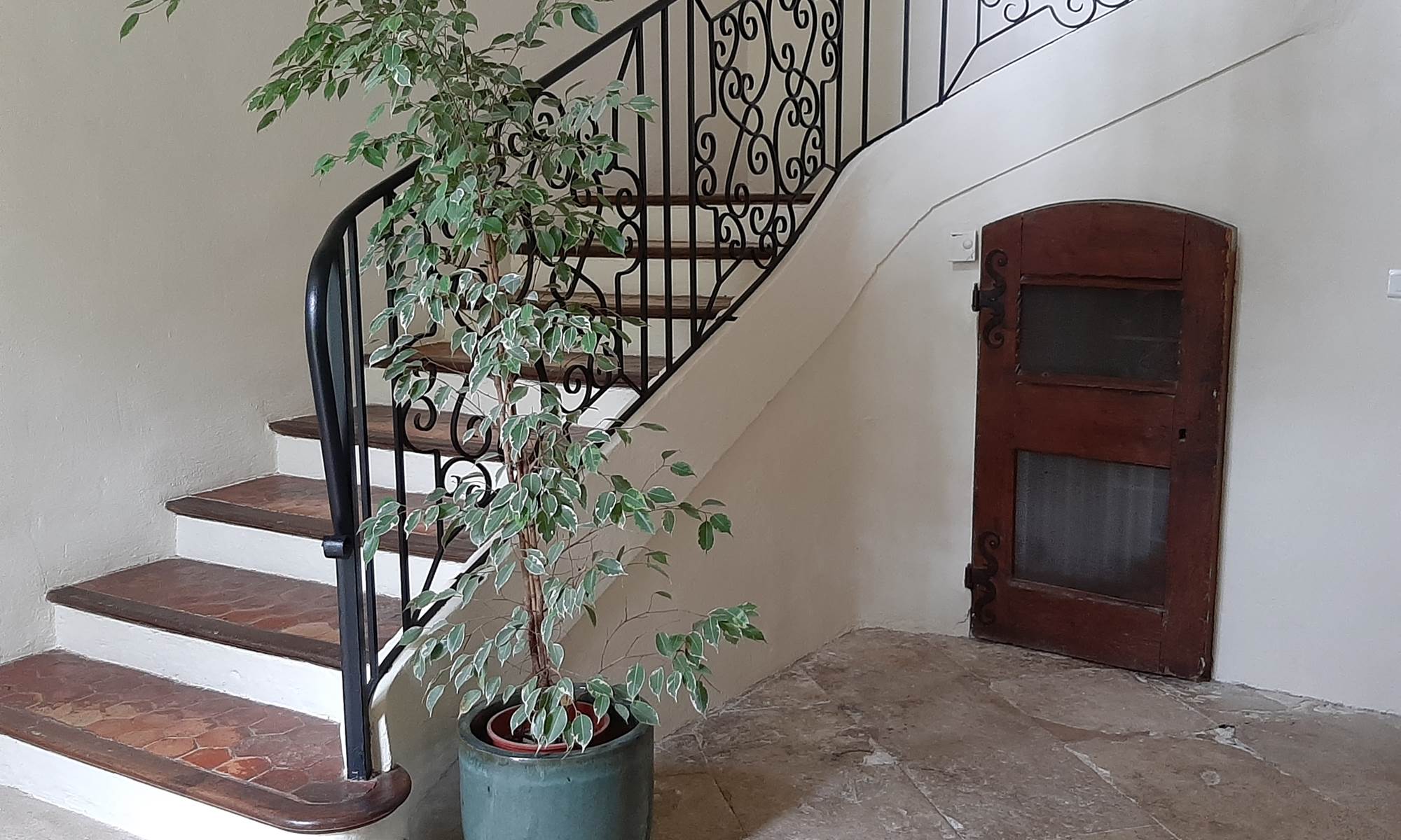 Hall accueil Bastide-galerie