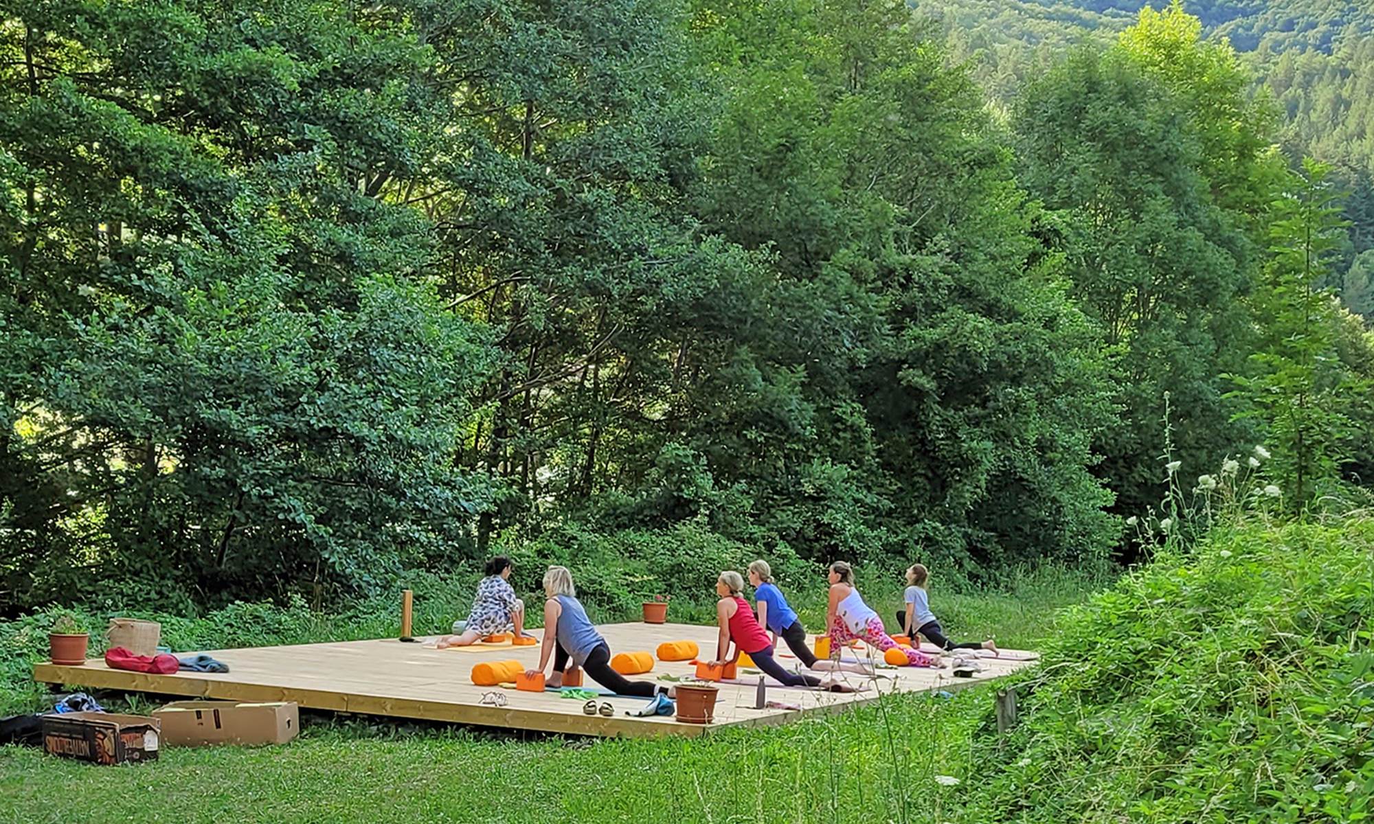 yoga-terrasse-bois-2-page