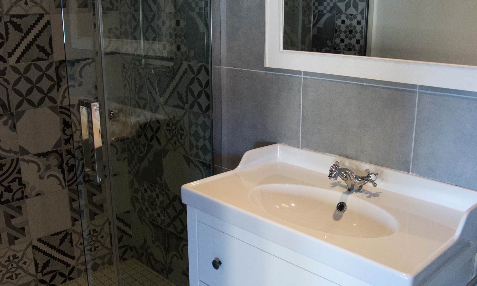 Salle d'eau logement 5-page