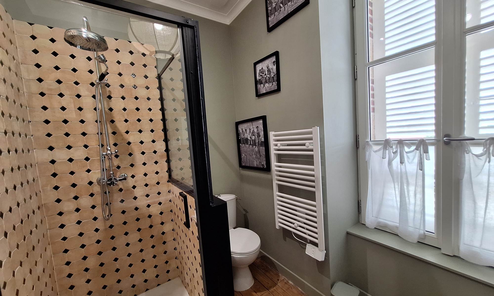 salle de bain 1er étage le quatre feuilles