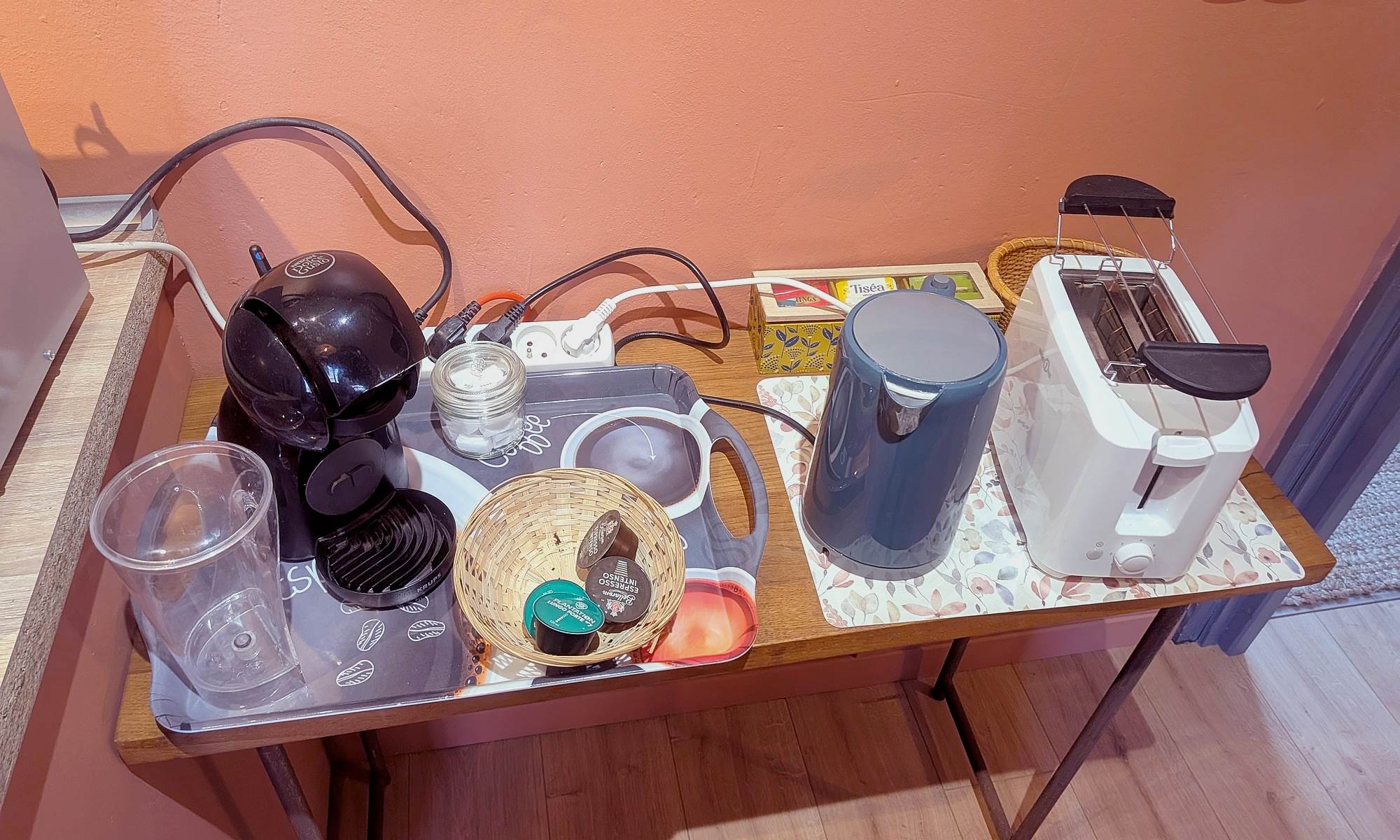 Cuisine-café-thé-bouilloire-cafetière-expresso-16 bis gite hotel-albi-marssac-galerie