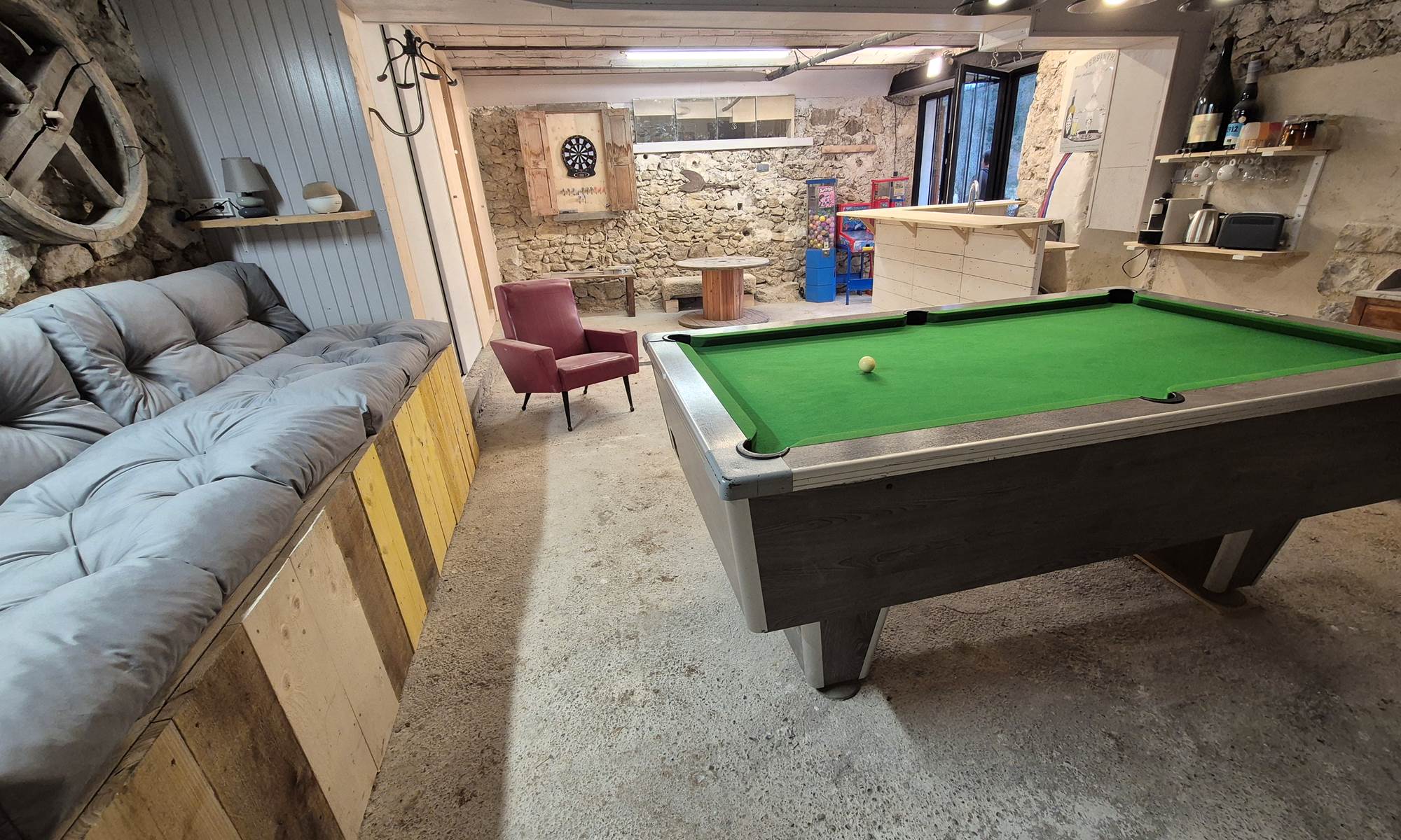 Les gîtes de Moussan salle de jeux-page