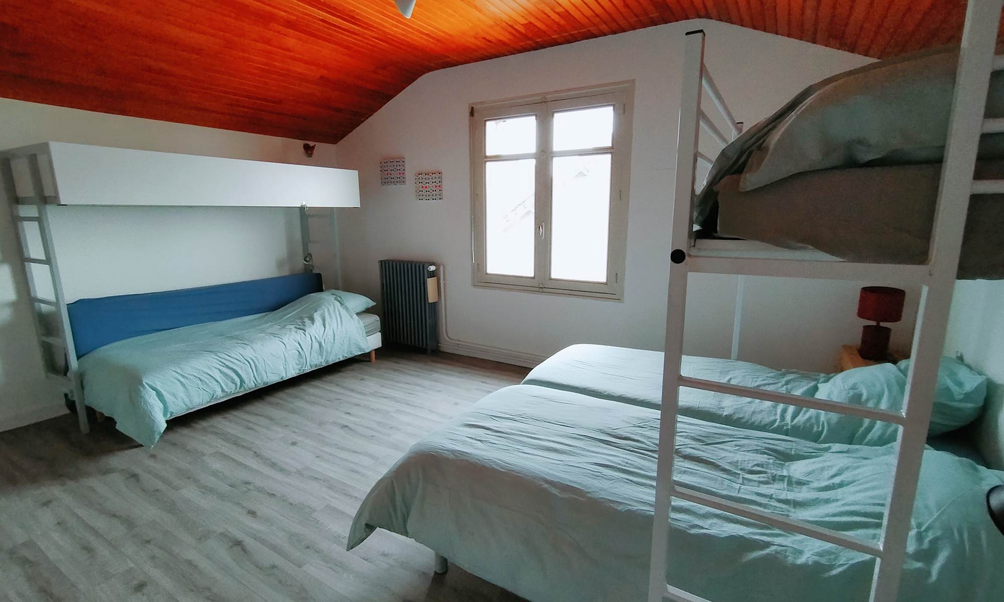 Grande chambre collective 2 (2)-galerie