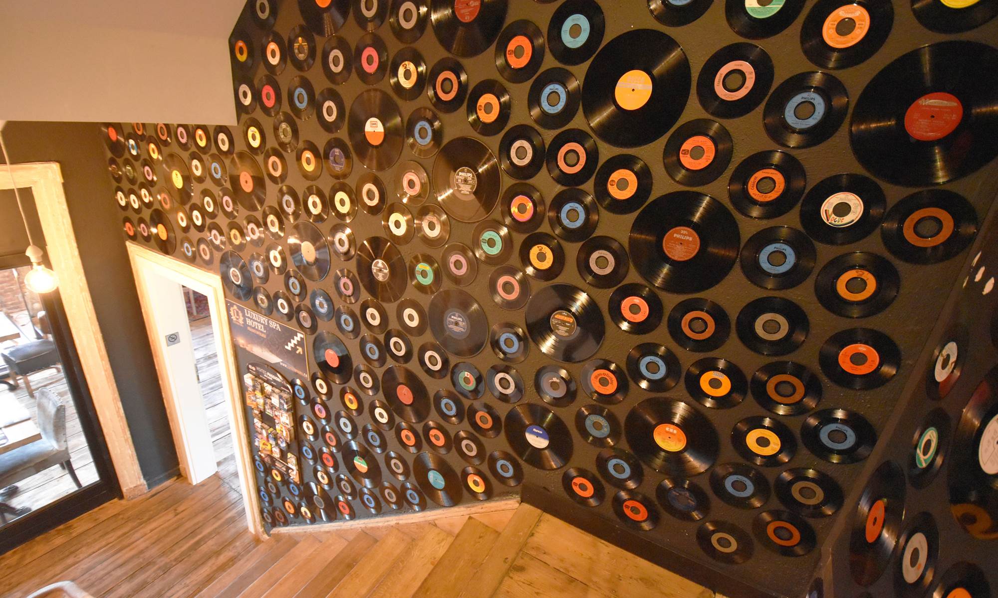 LUXURY SPA HOTEL - FRANCOFOLIES-galerie