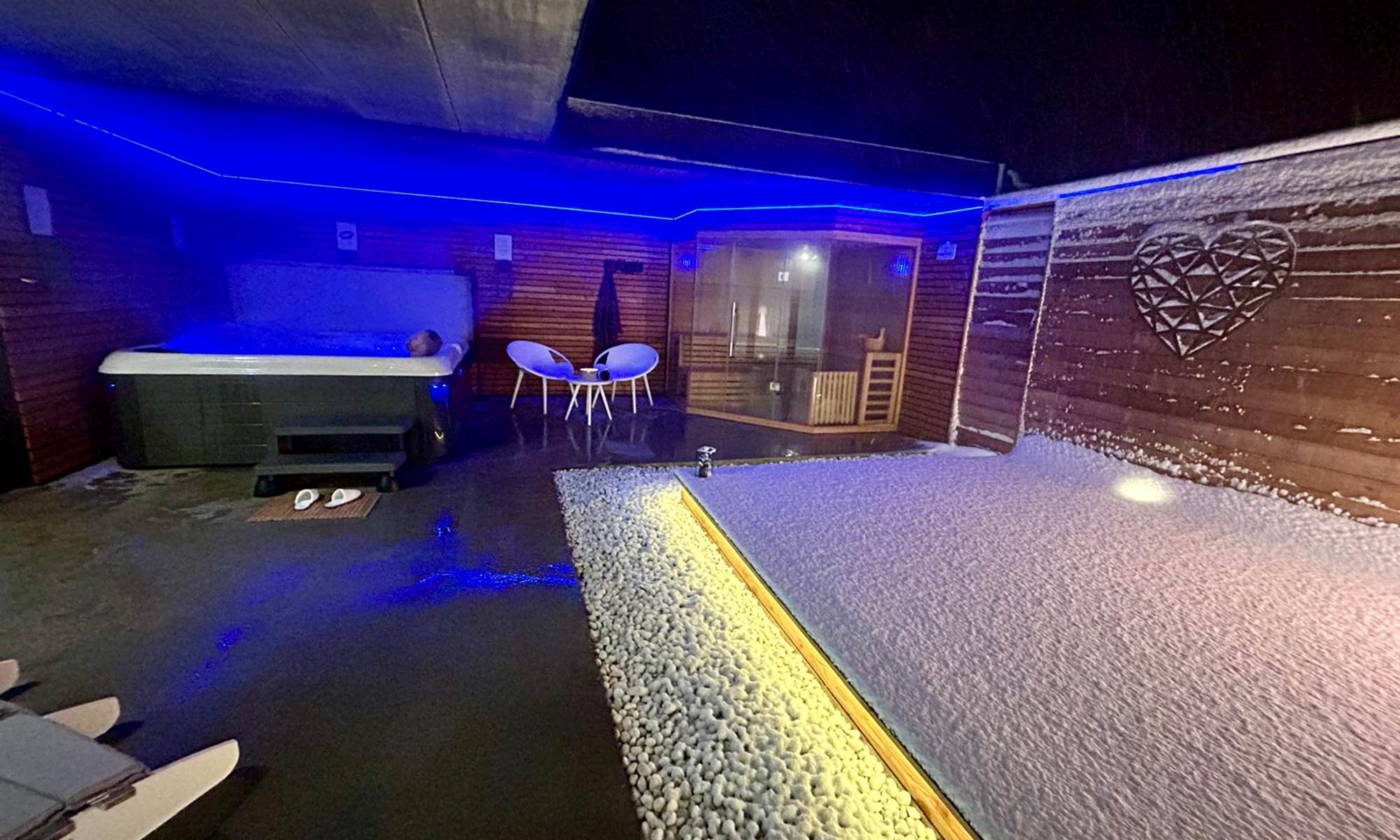 474956514_122134416080426637_1133430128984555324_n-galerie