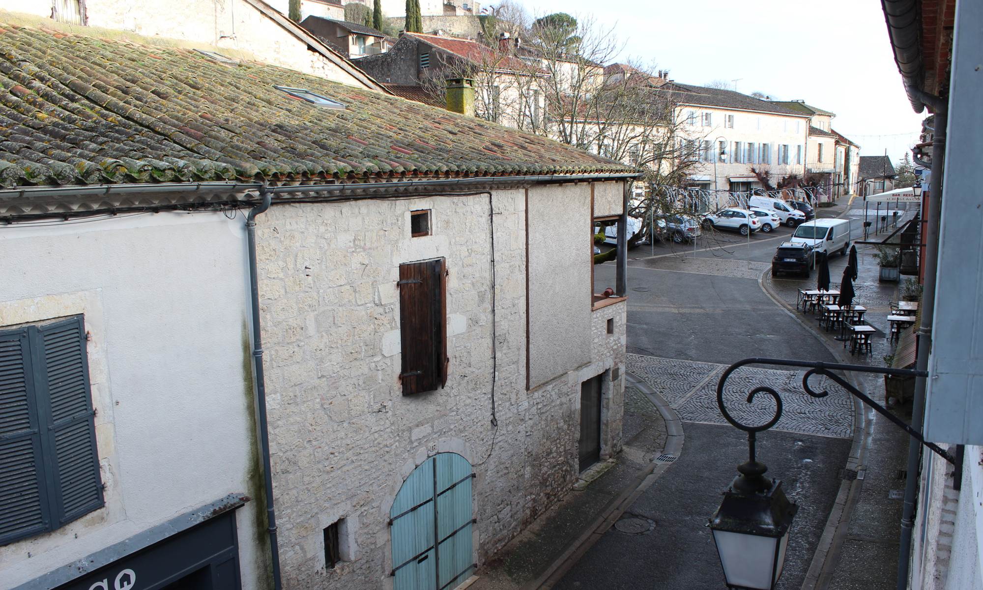 point de vue coté rue-galerie