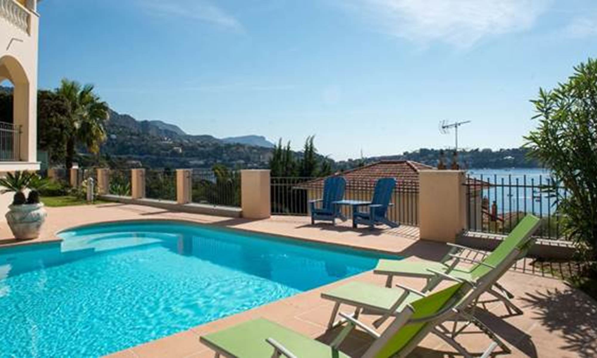 Villa La Nonete avec piscine et vue mer