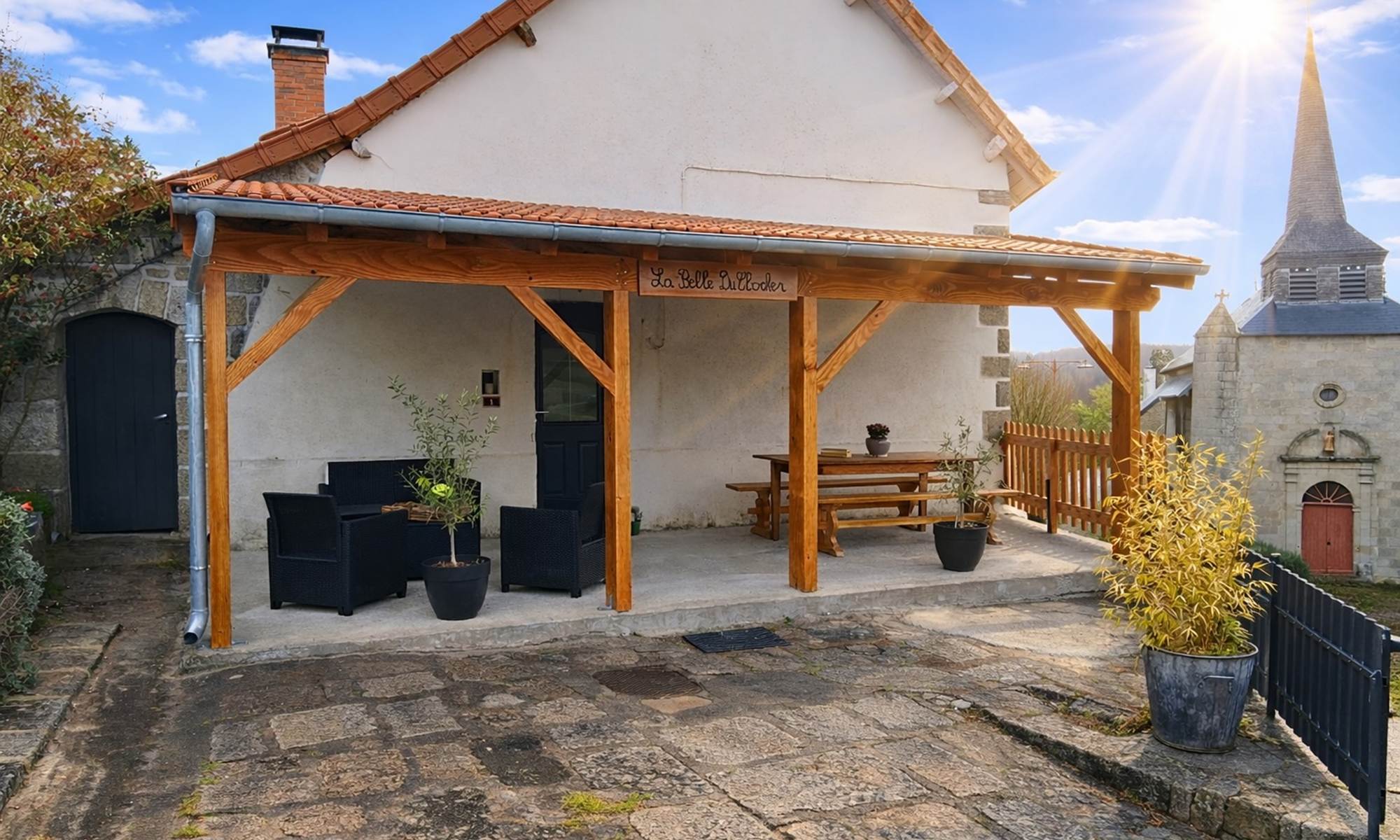 Gîte la belle du Clocher St pardoux d'Arnet proche Crocq Terra Aventura