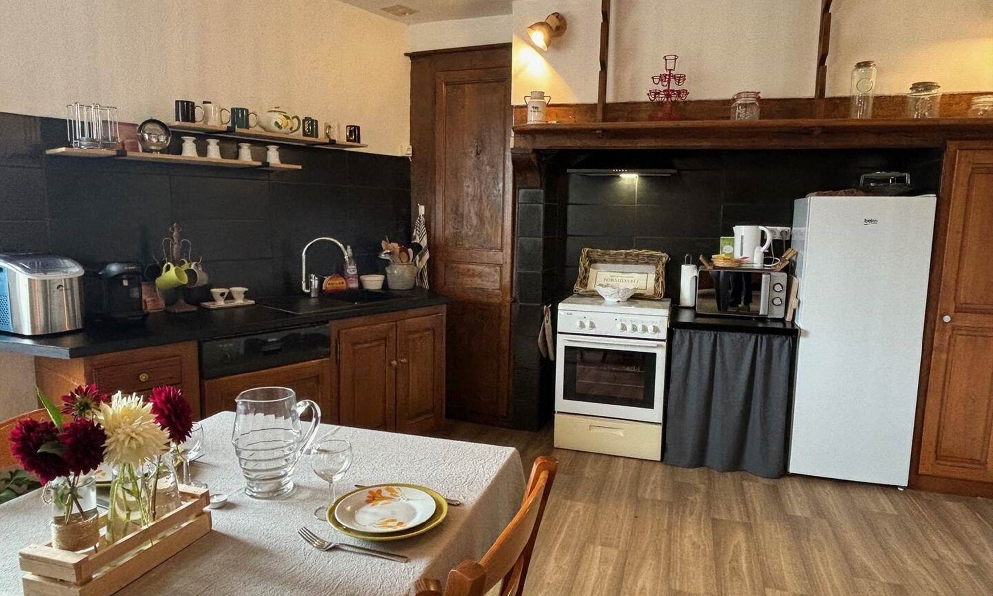 Gite la belle du clocher St pardoux d'arnet proche Crocq Terra Aventura