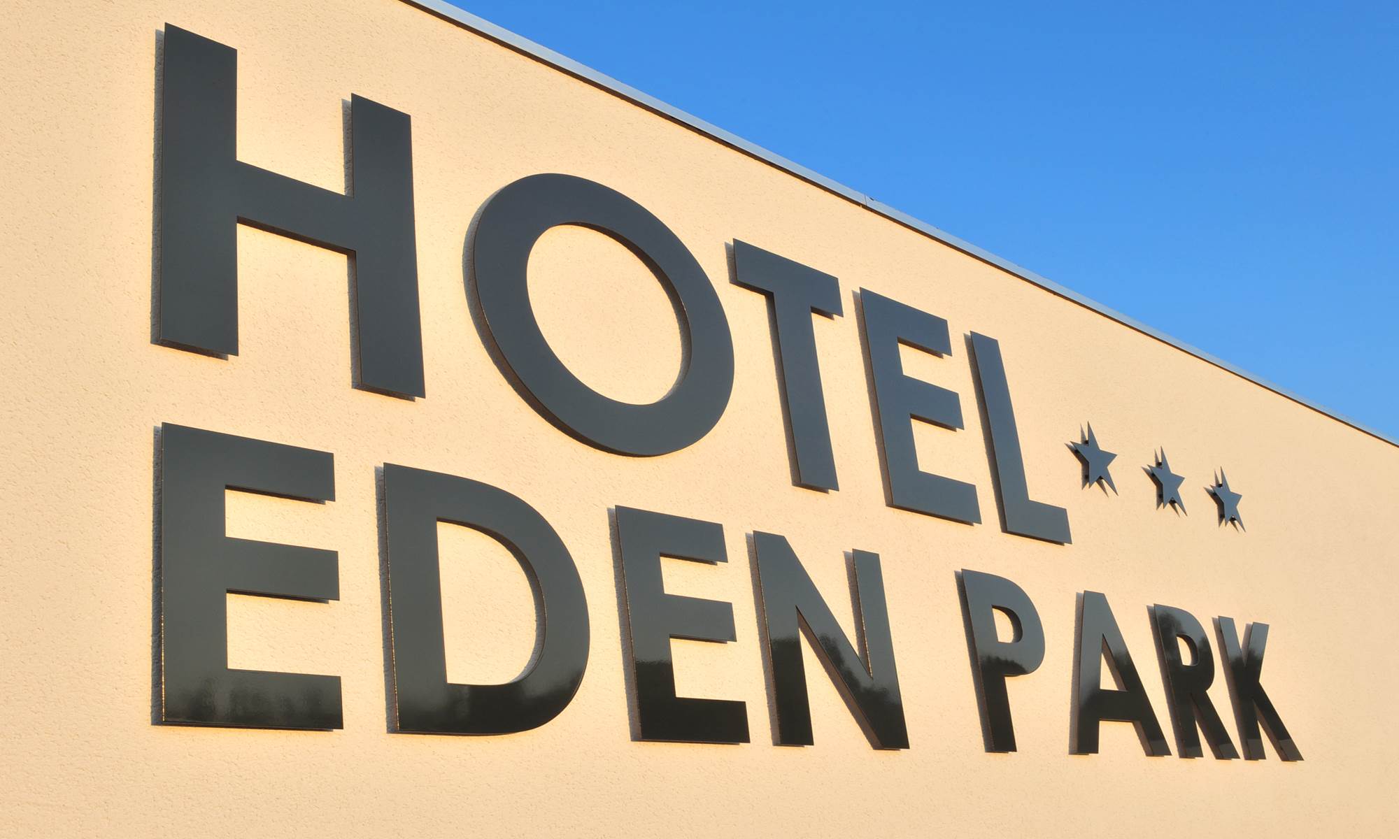 Hotel Pau Eden Park***  - enseigne entrée hôtel-page