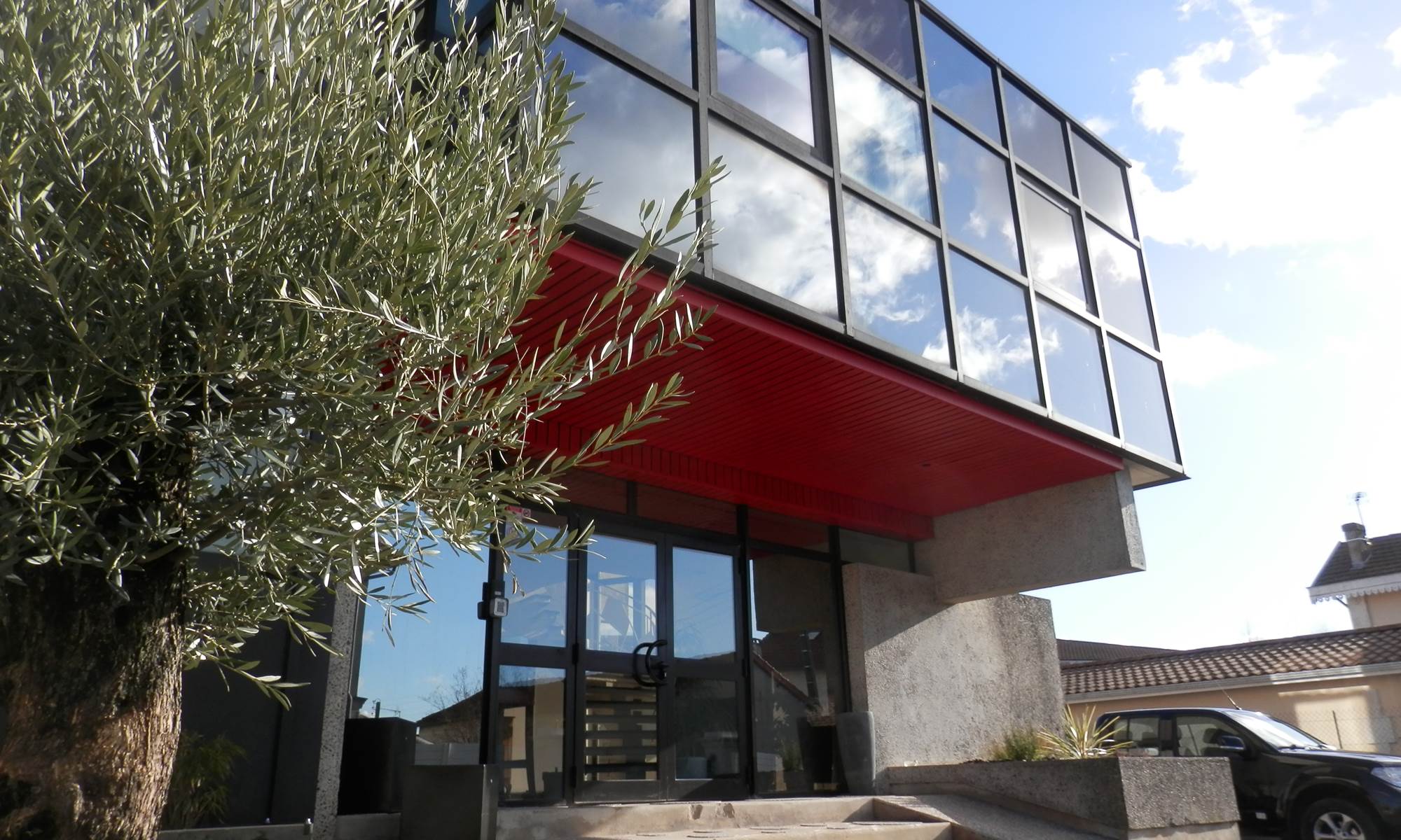 Façade de l'immeuble.-page