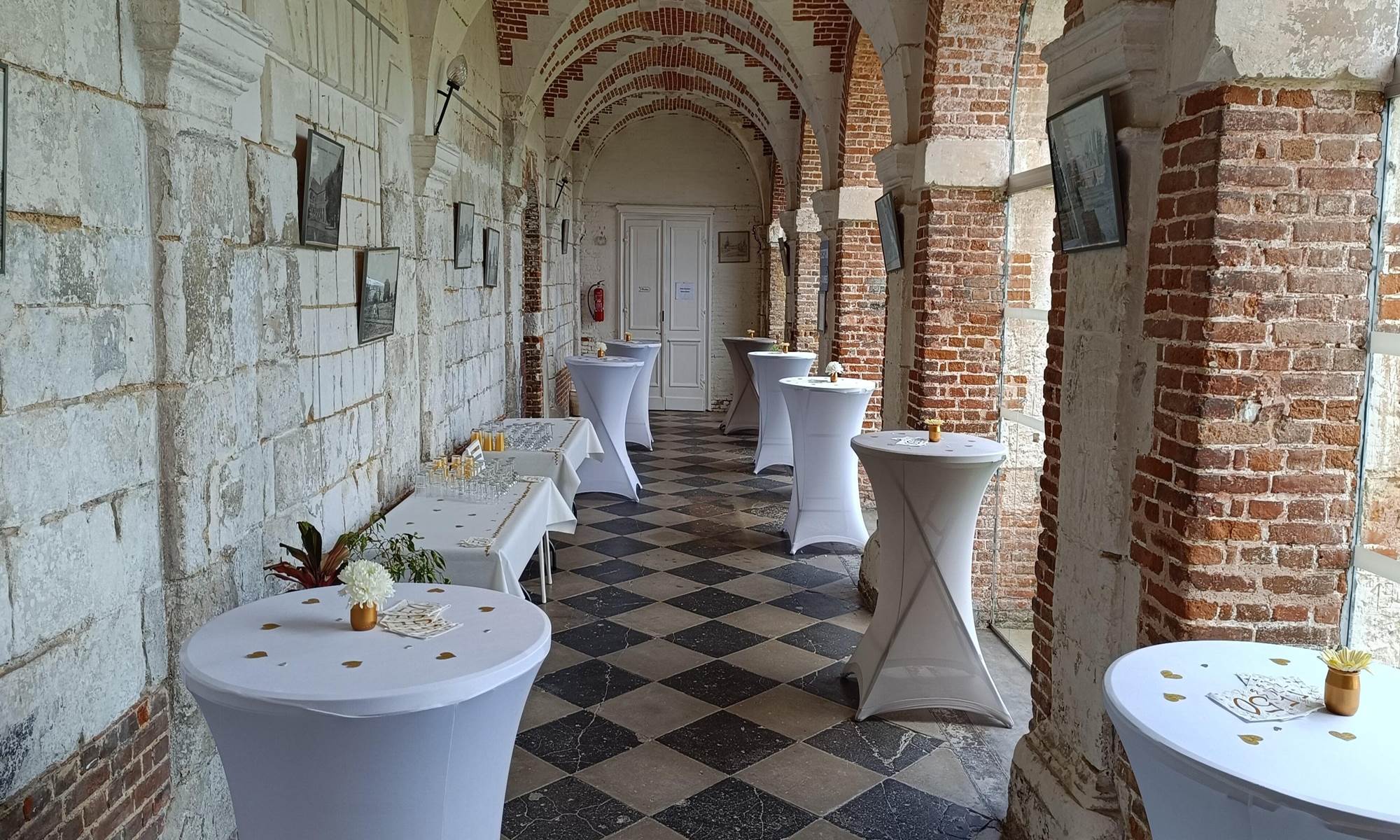 Cloître réception 1-galerie