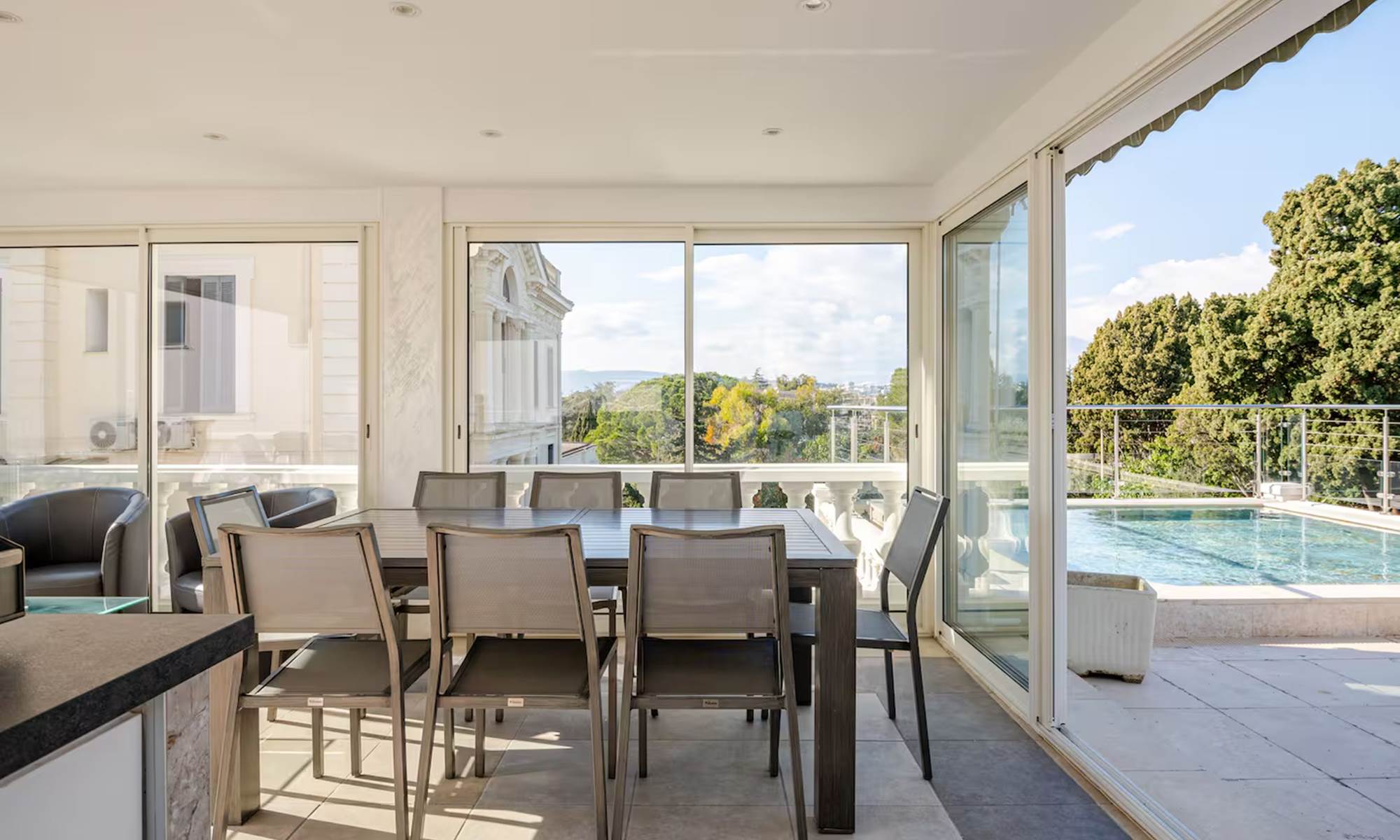 b583eaed-c216-4dc8-8531-37e19ef6d1b1