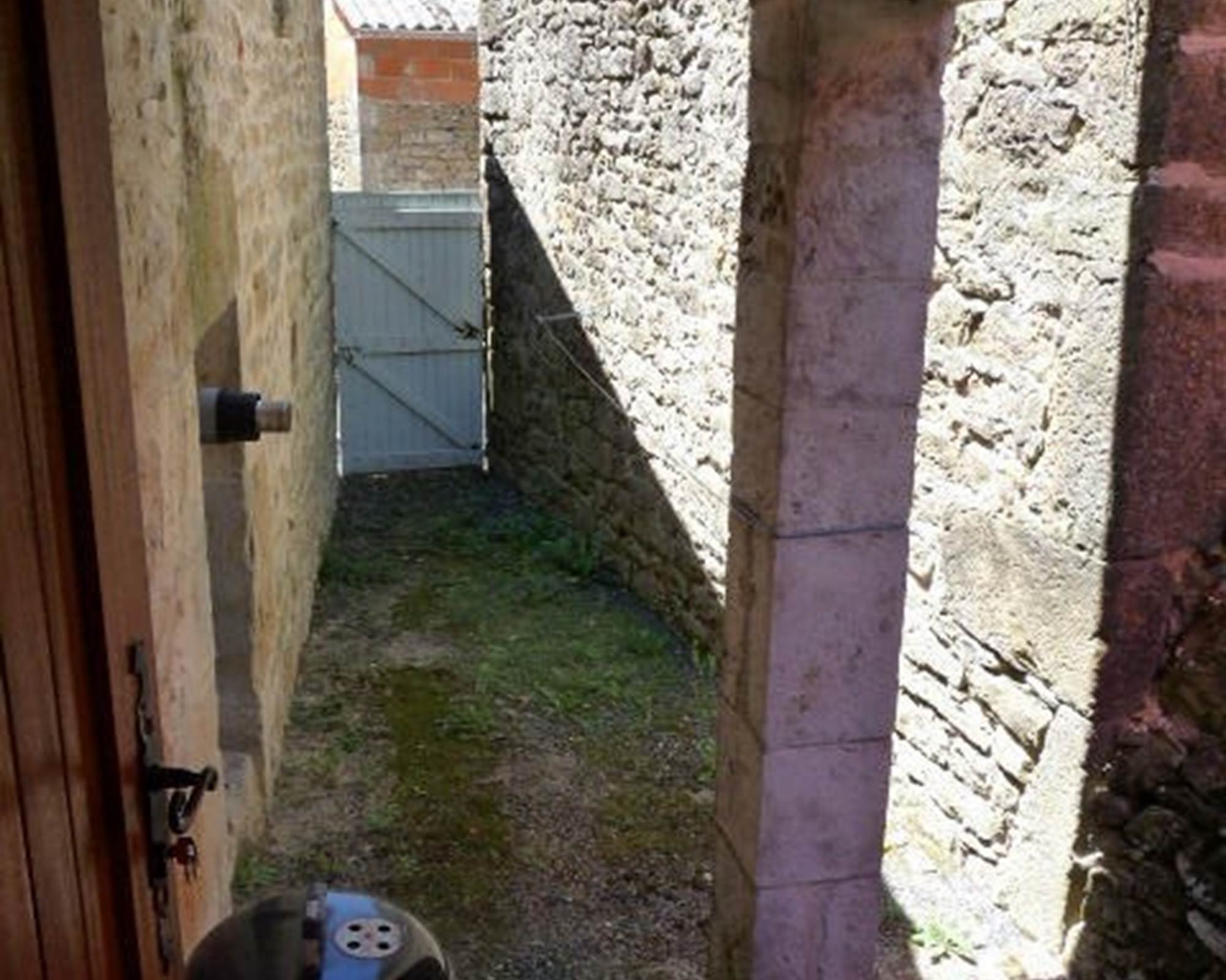 Cour intérieure pour étendage linge