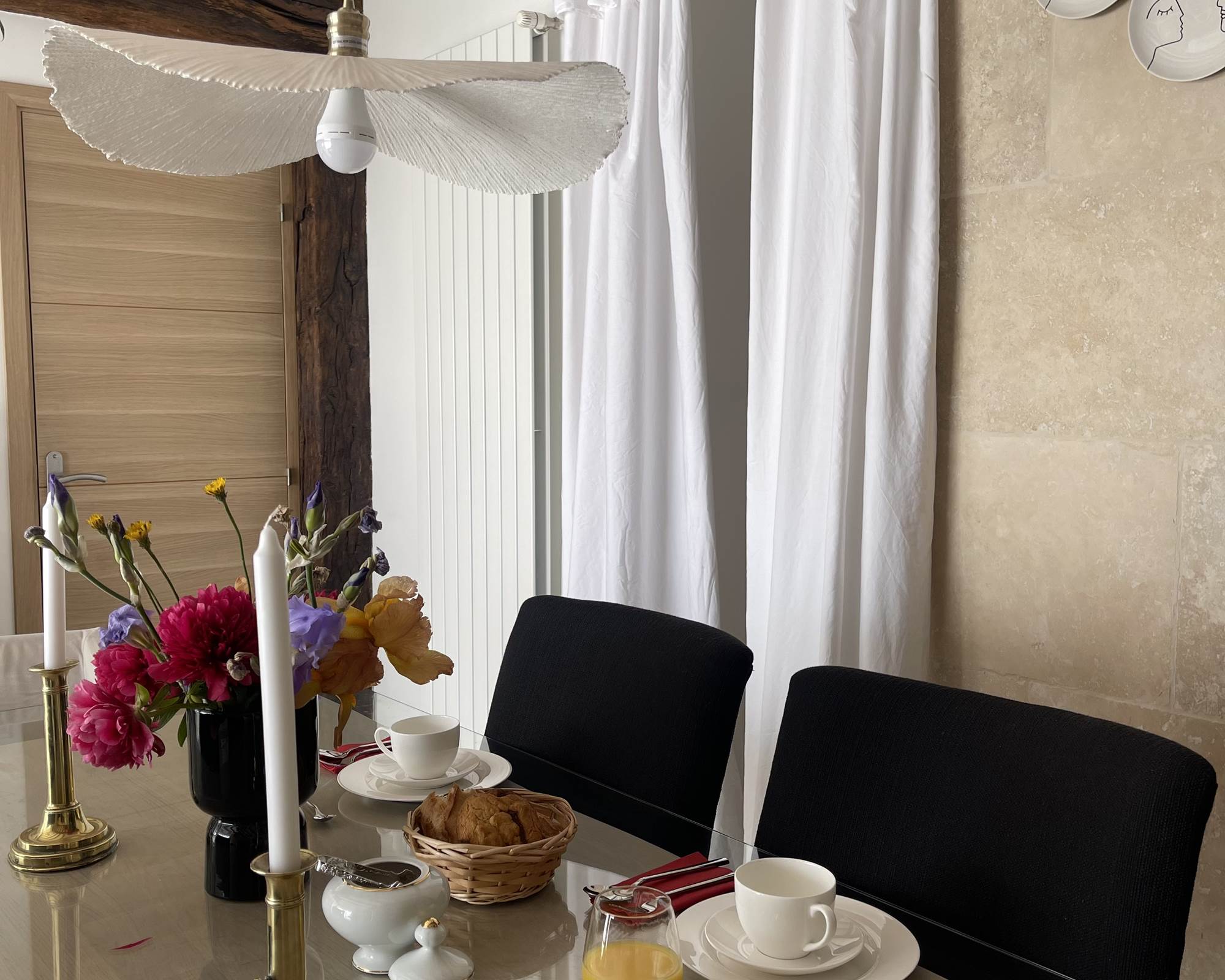 salle à manger et petit déjeuner