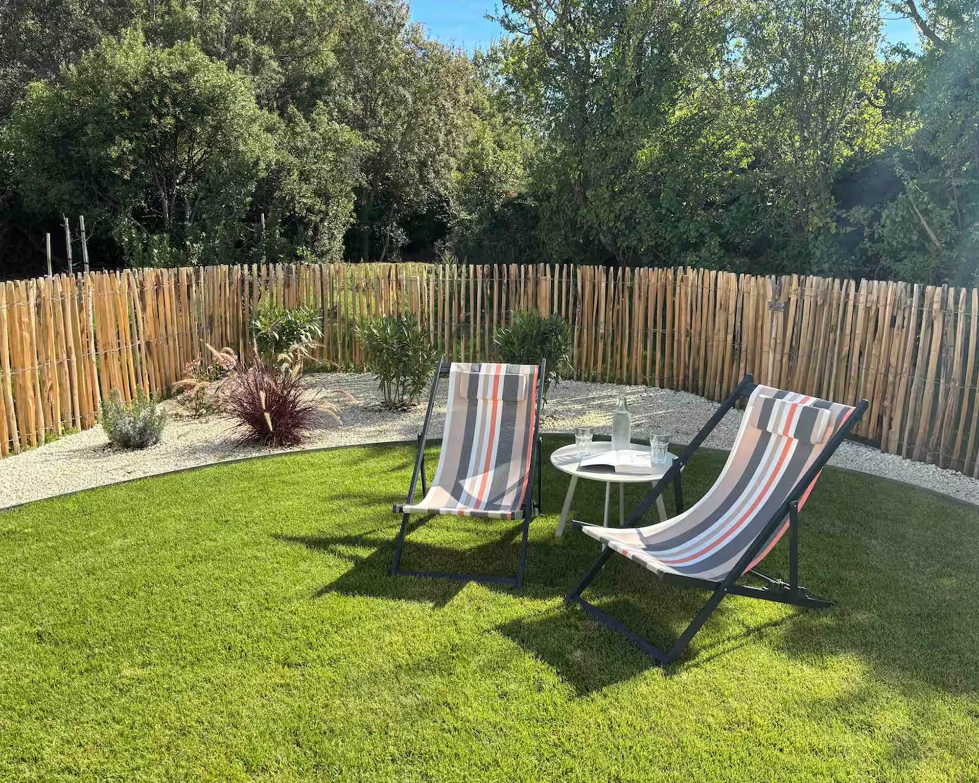 Villa Dolusienne - chiliennes, repos, détente, soleil