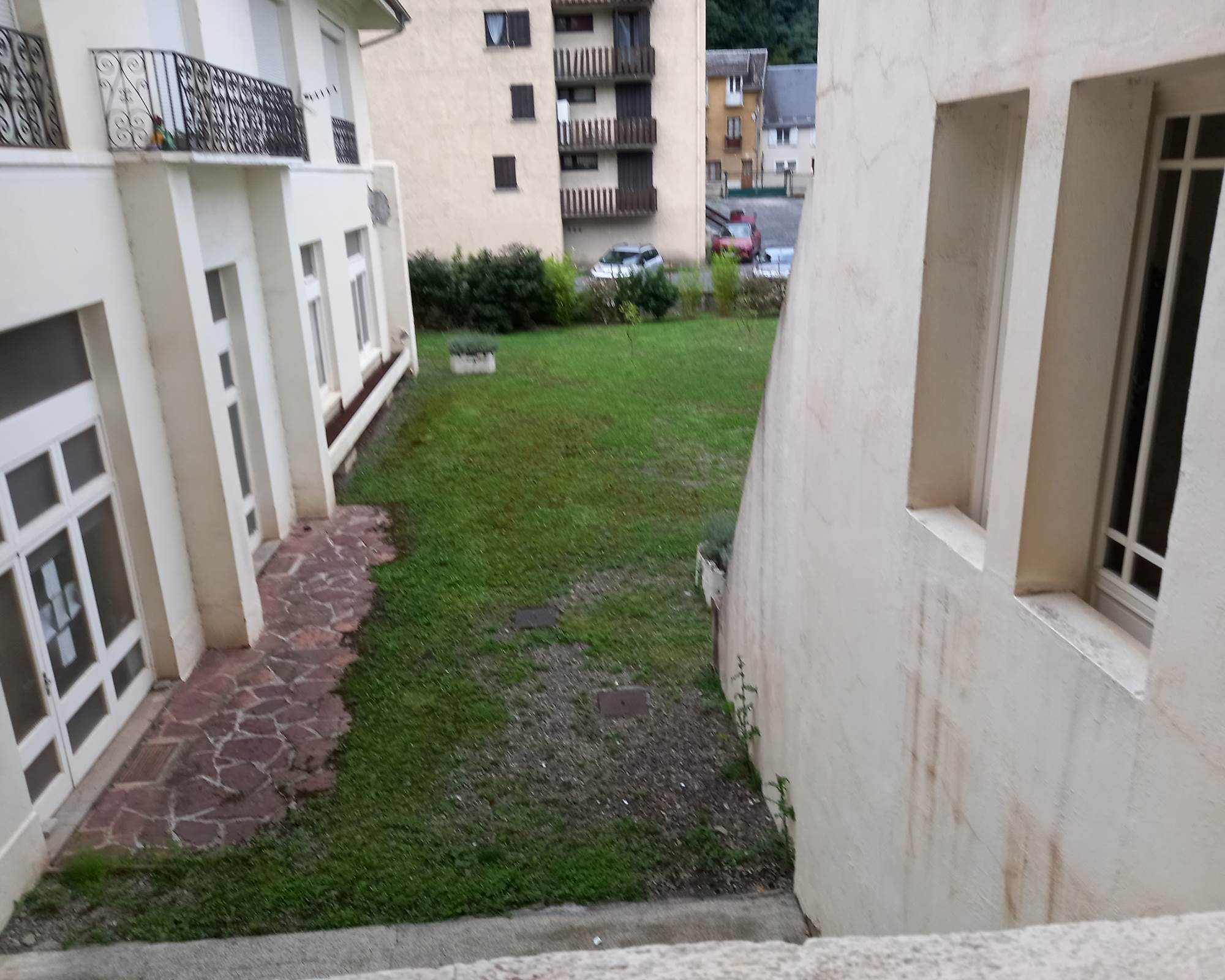 14-COUR EXTERIEURE-photo-gallery