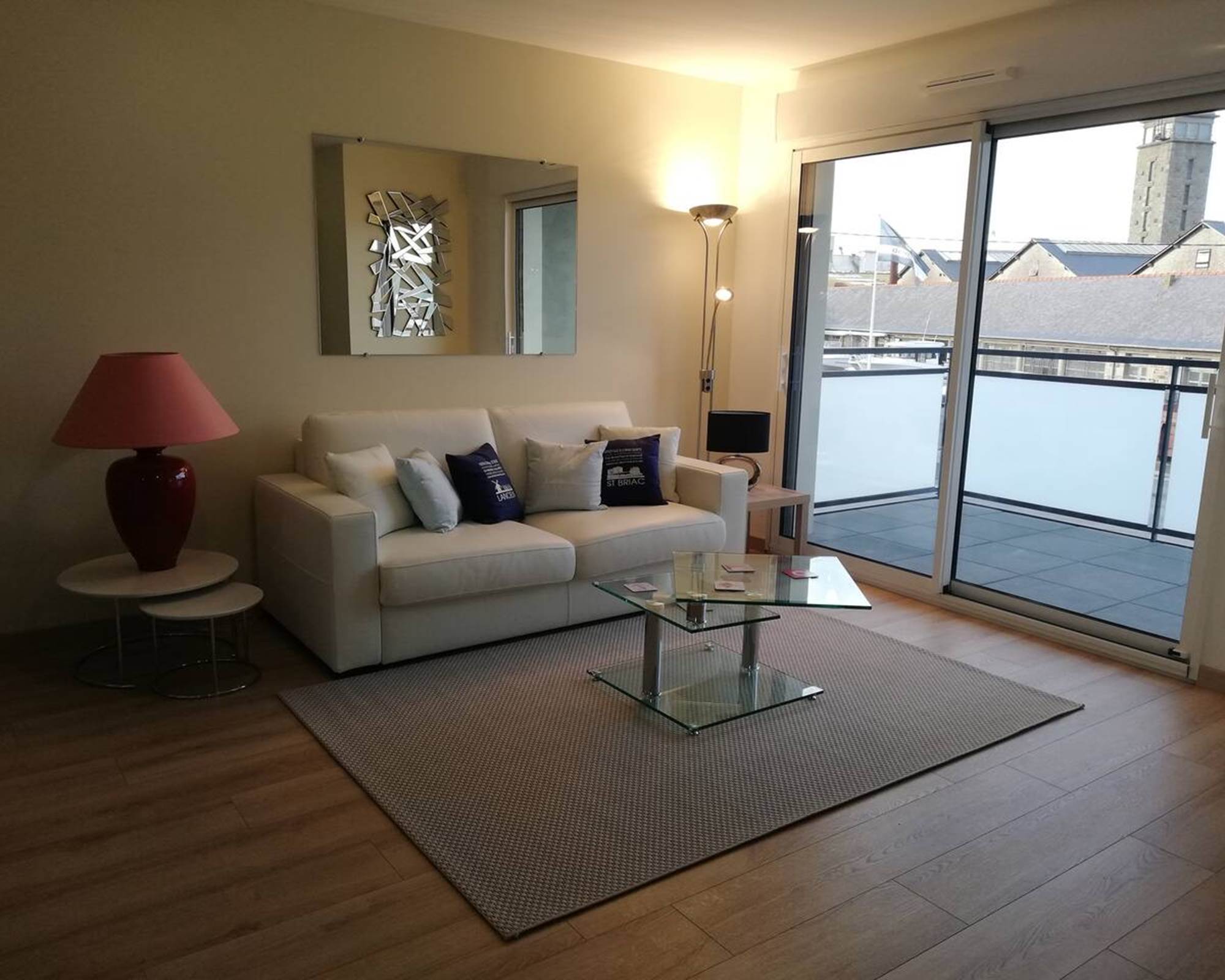 bc795942-af1d-4524-9c17-570e71c4fd10 2