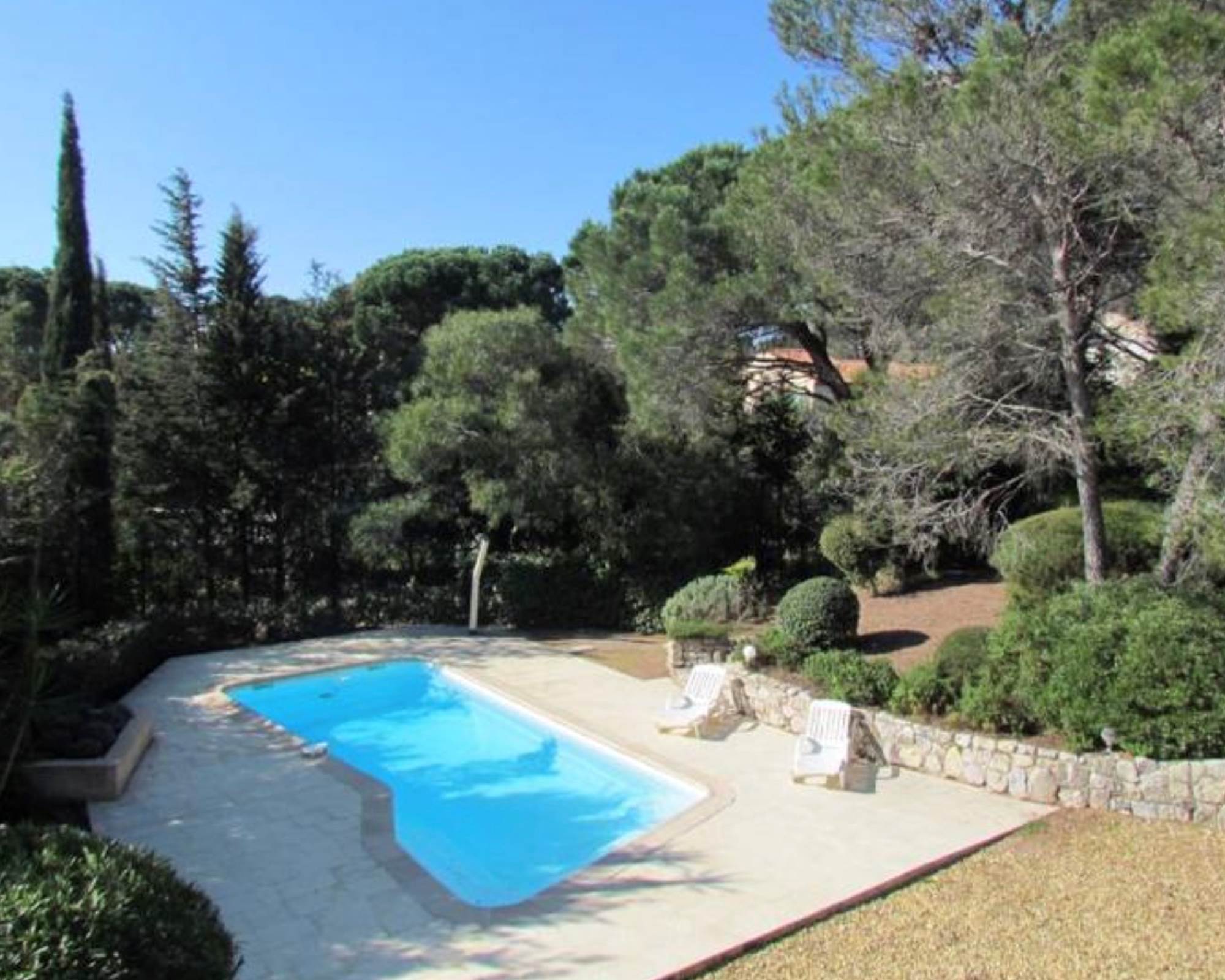 piscine vue de l'étage