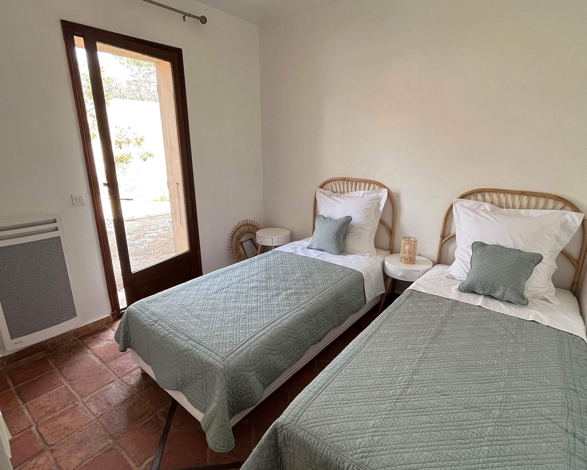 Bedroom with two singles 2-photo-gallery