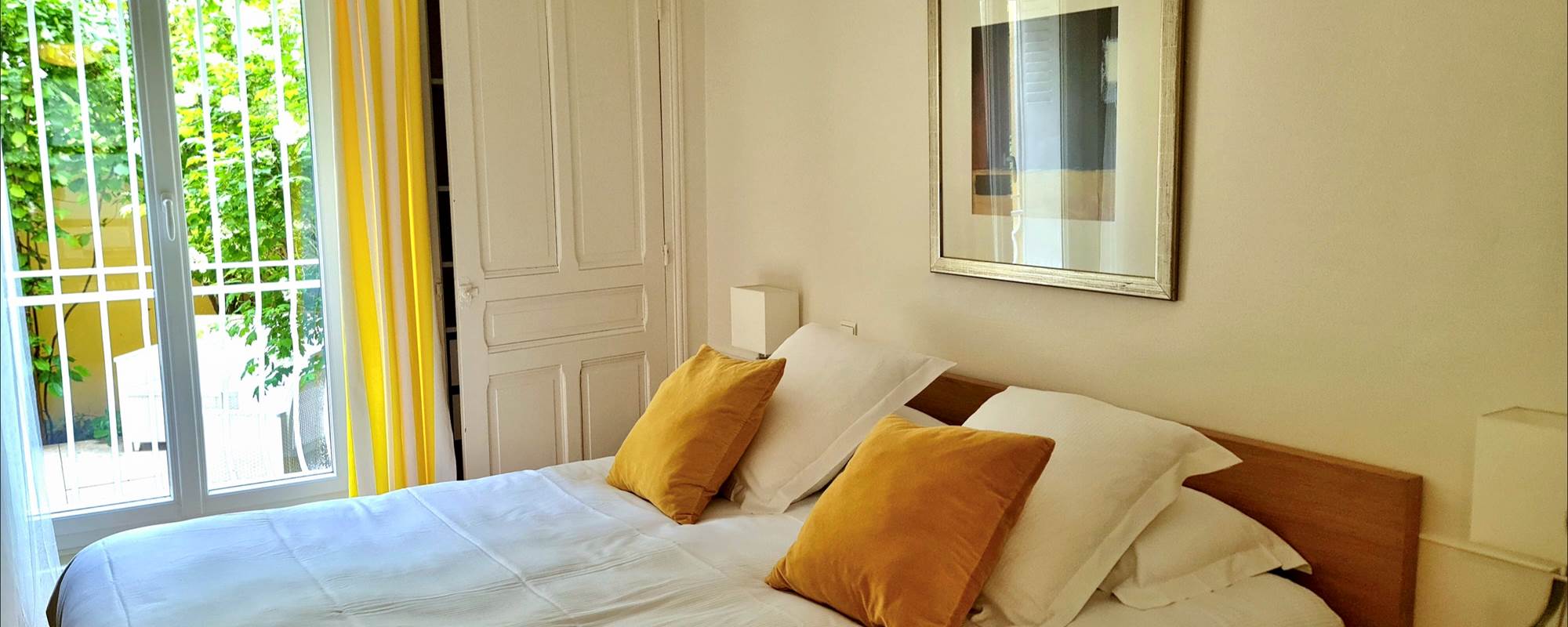 VILLA DU LAC VICHY - chambre vue sur patio