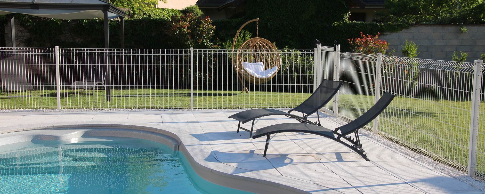 chambre avec piscine