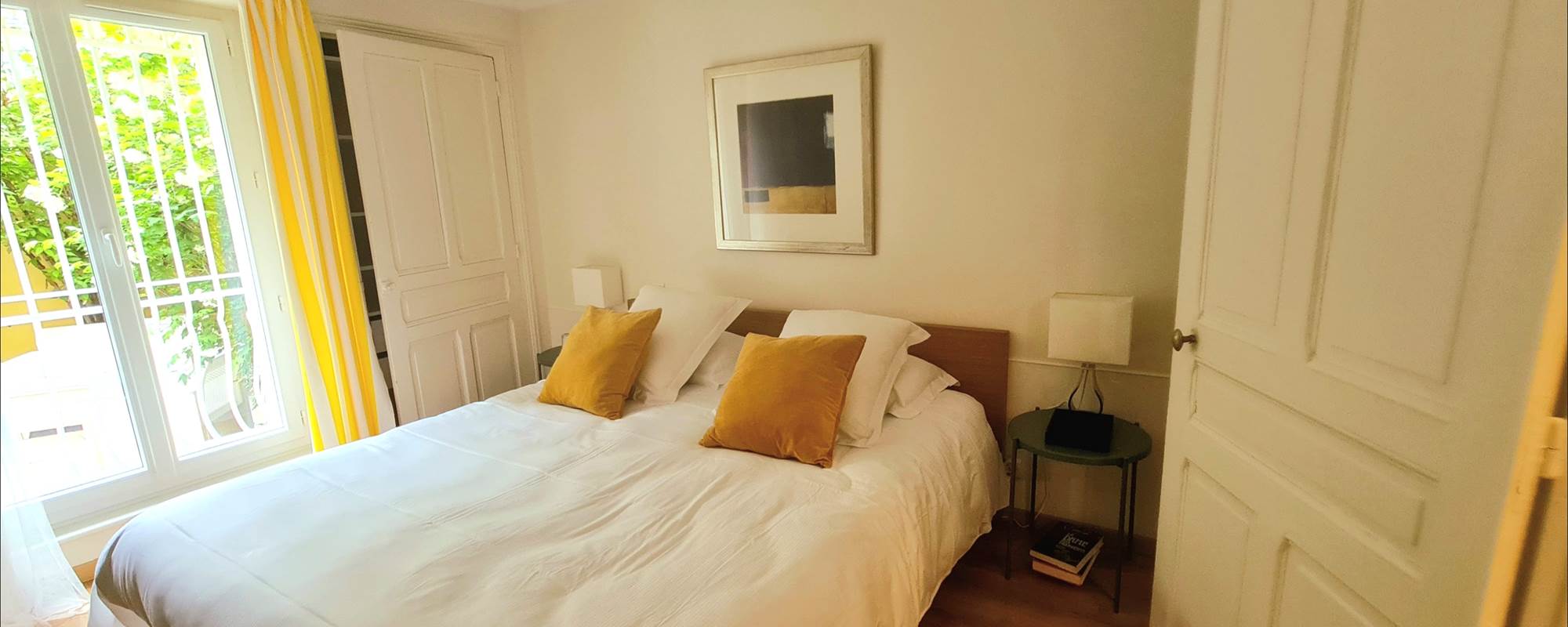 VILLA DU LAC VICHY - chambre  lit KING-BED