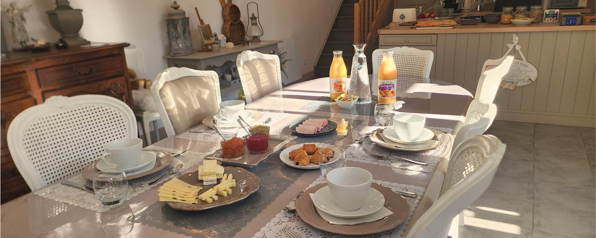 table petit dejeuner 2