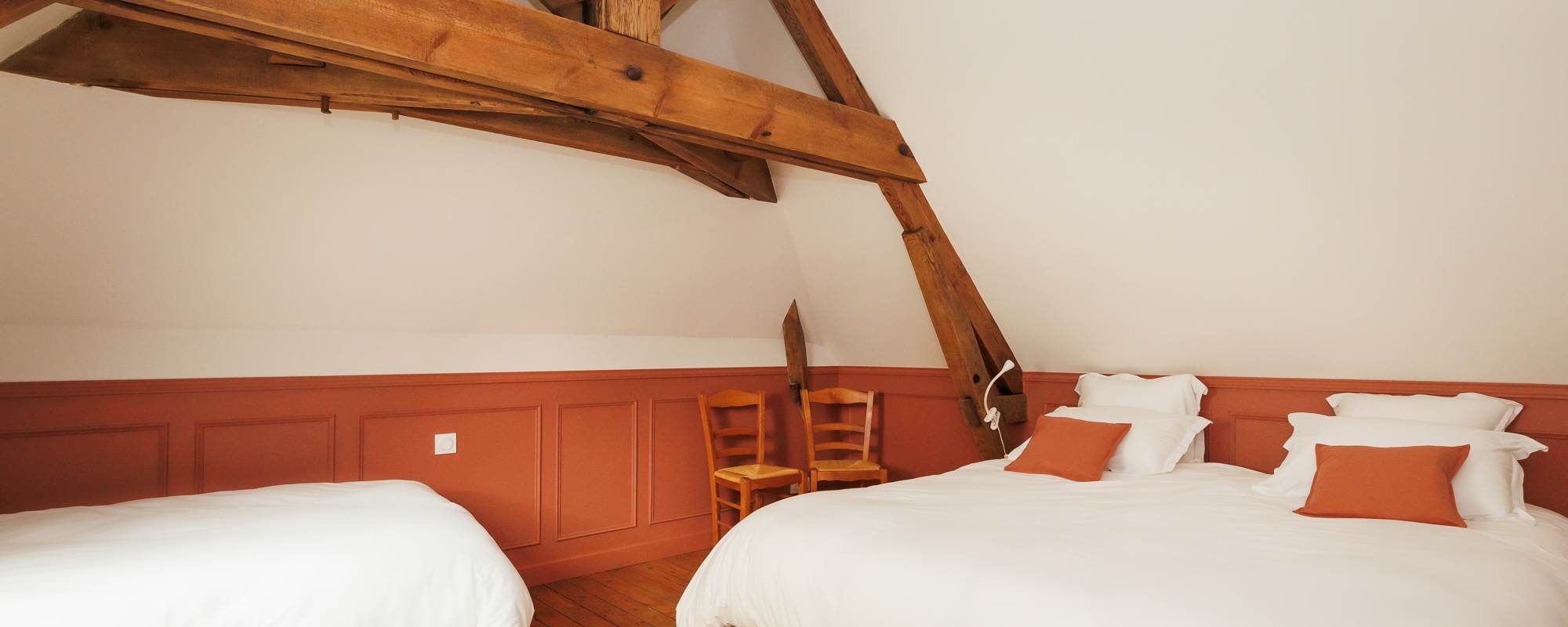 Chambre terracotta gite de charme Le Quatre feuilles proche Puy du Fou