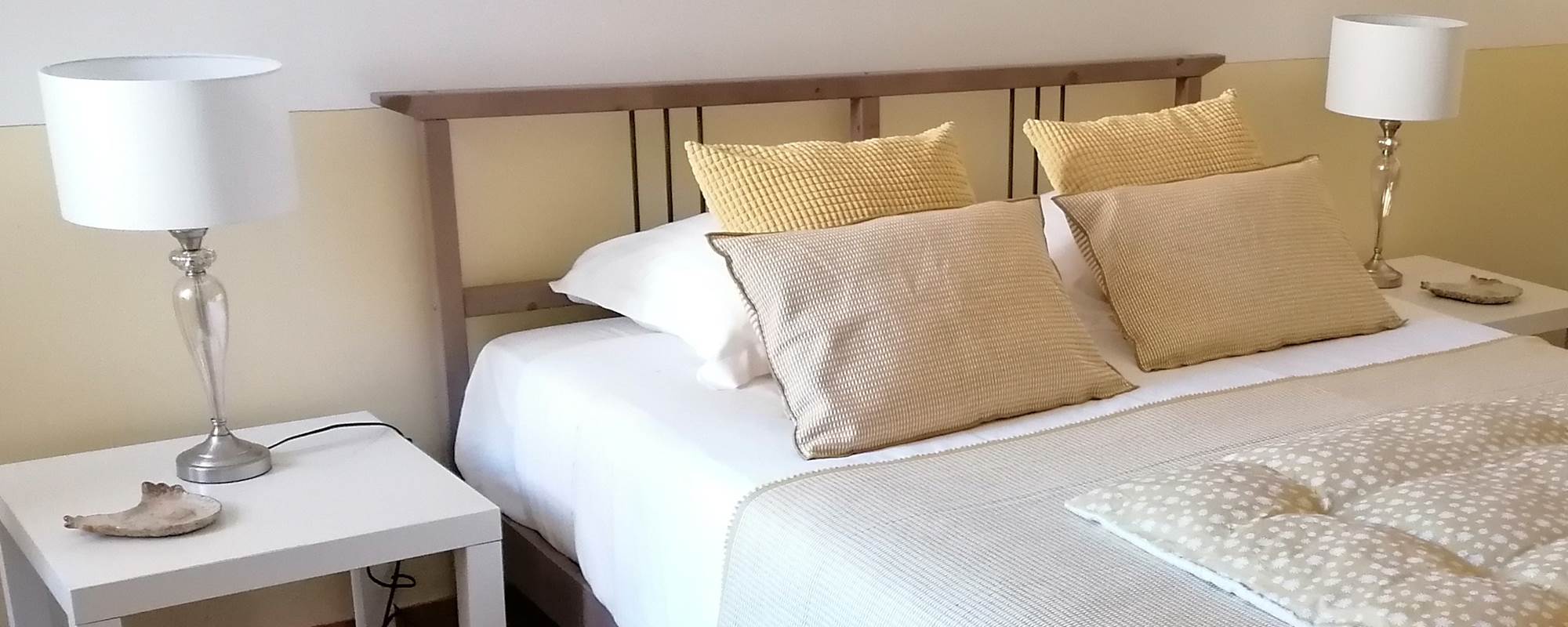 Chambre double Friesa jaune à La Malposte à Reviers