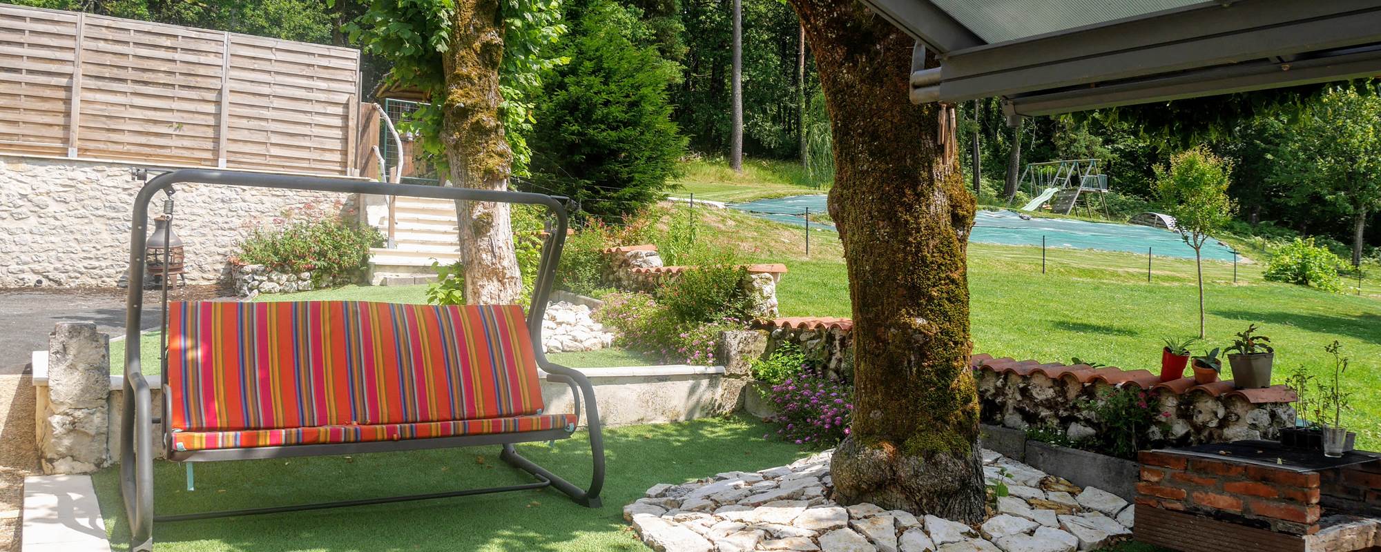 vue devant la villa Maeltri côté cuisine