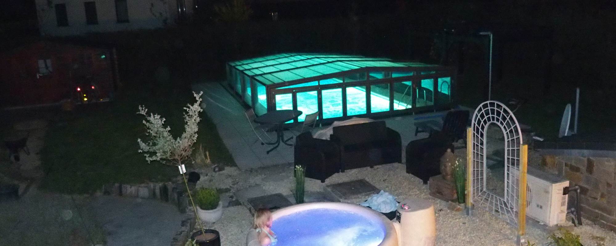 piscinespabynight1