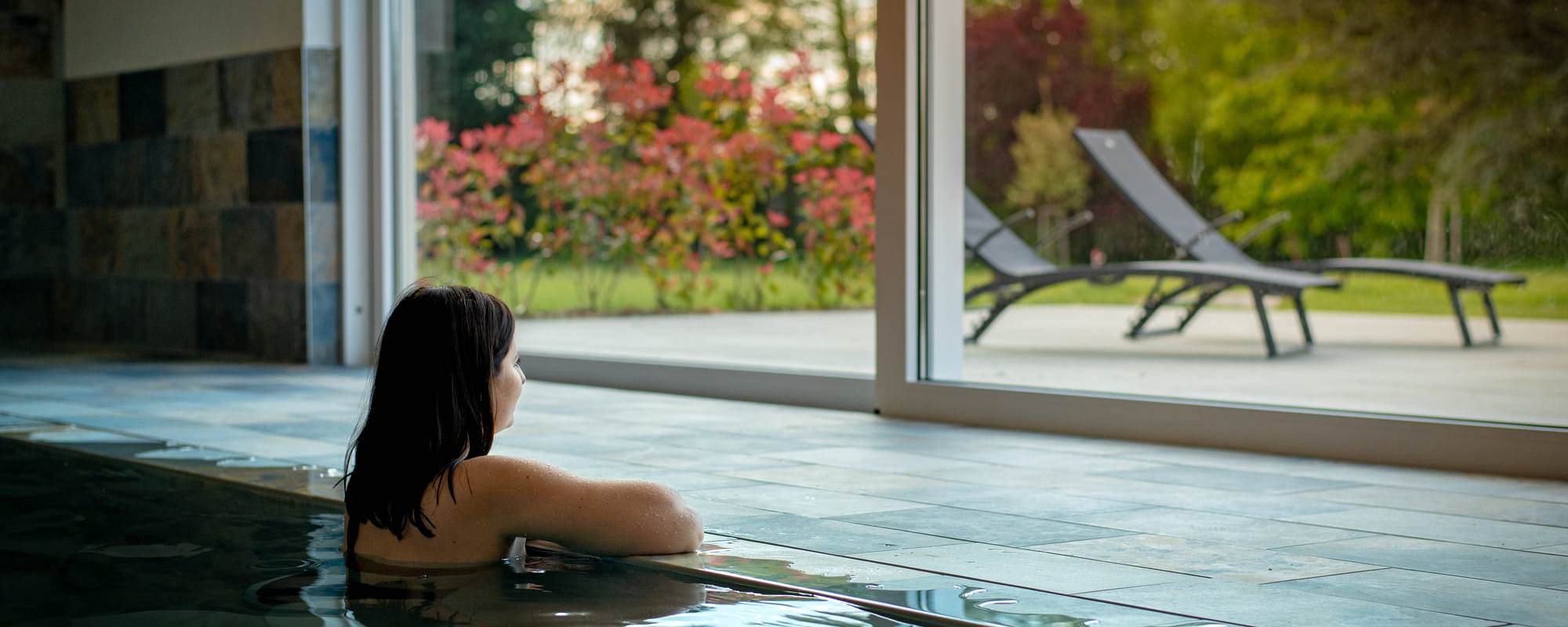 gites-luxe-alsace-nord-karlsmuhle-espace-bien-etre-piscine-sauna-spa-21