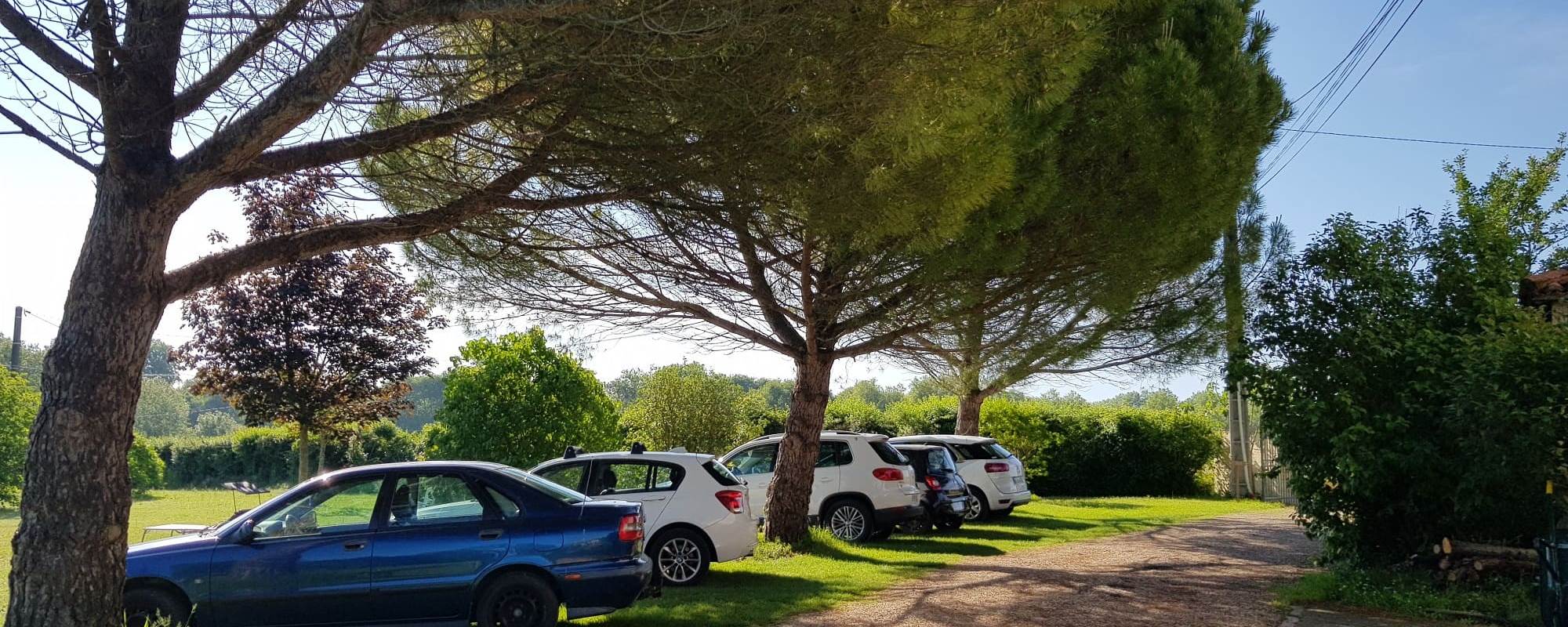 Domaine de Pelouaille - parking