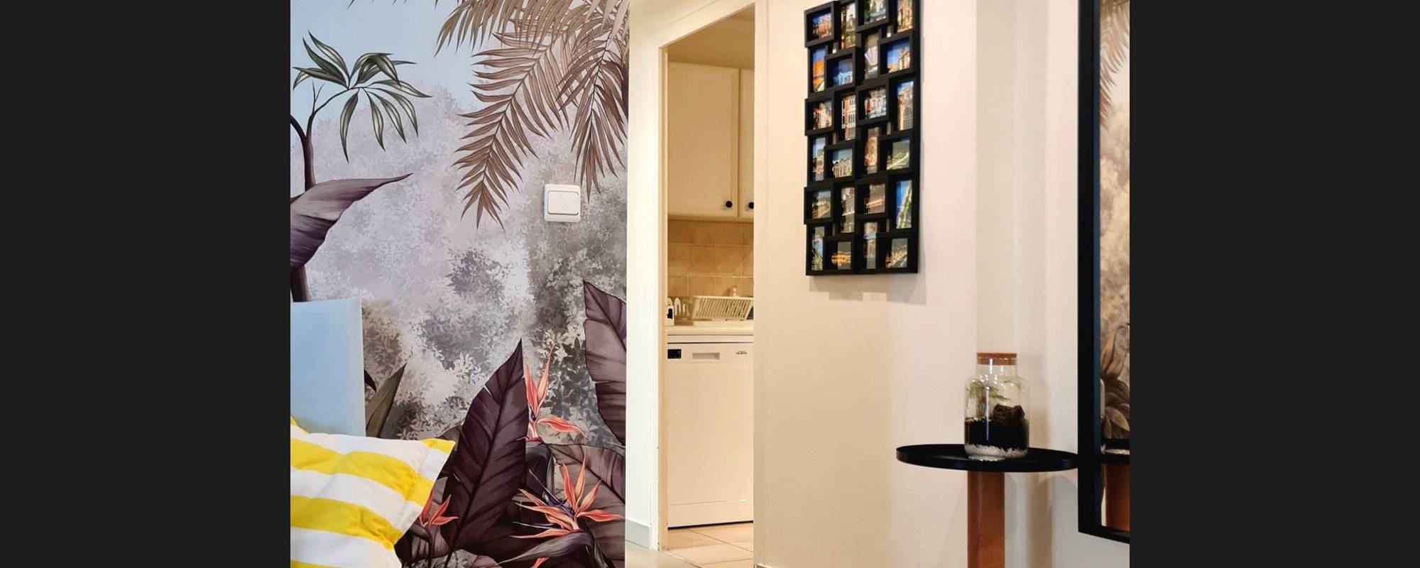 VILLA DU LAC VICHY - salon vers couloir