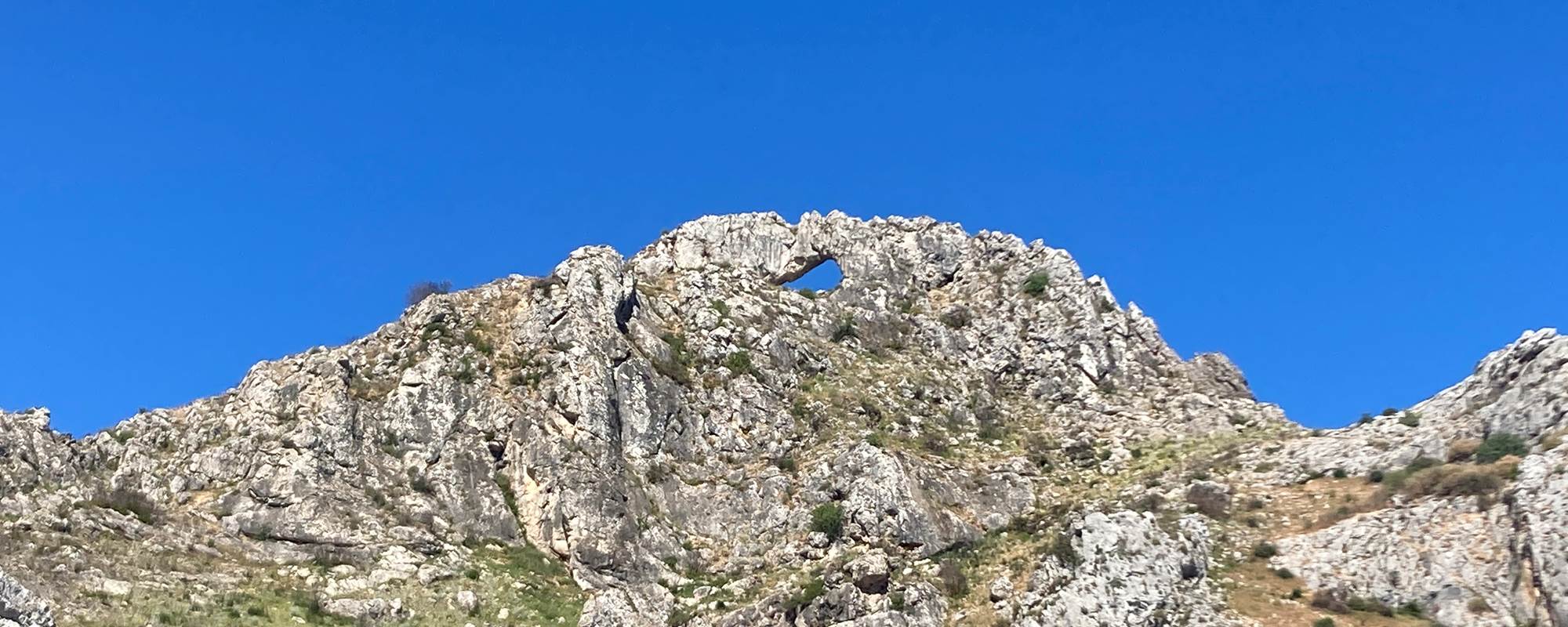 La Foradá with it's hole