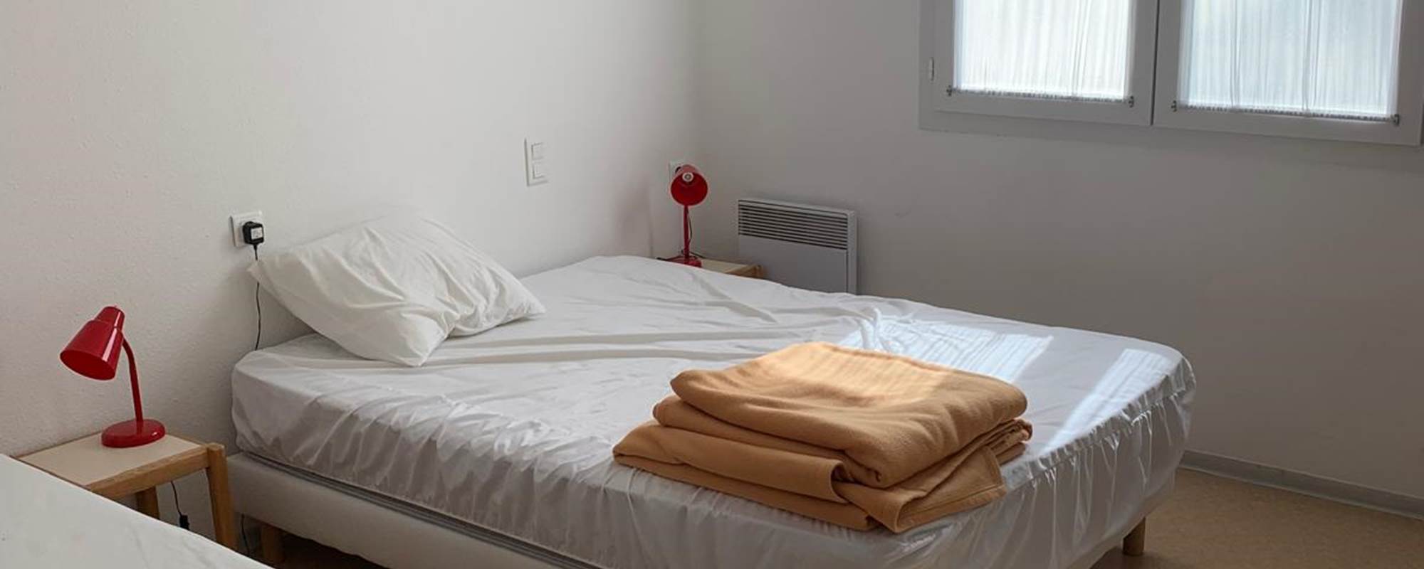 lepetitbois46_Leyme_Family+ PMR_chambre triple_1_Gîte 22