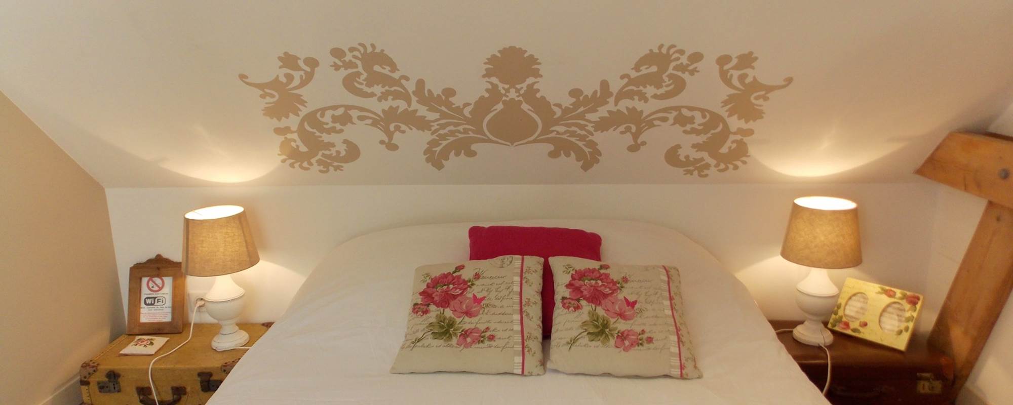 Domaine du Gué du Roi Chambre d'Hôtes Familiale Vitrail