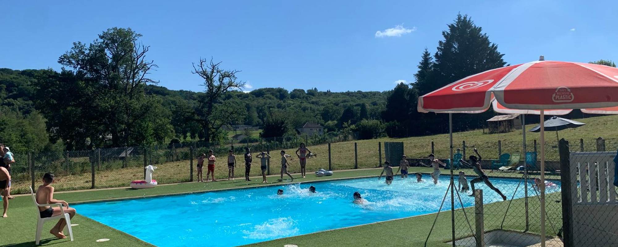 lepetitbois46_Leyme_piscine kids