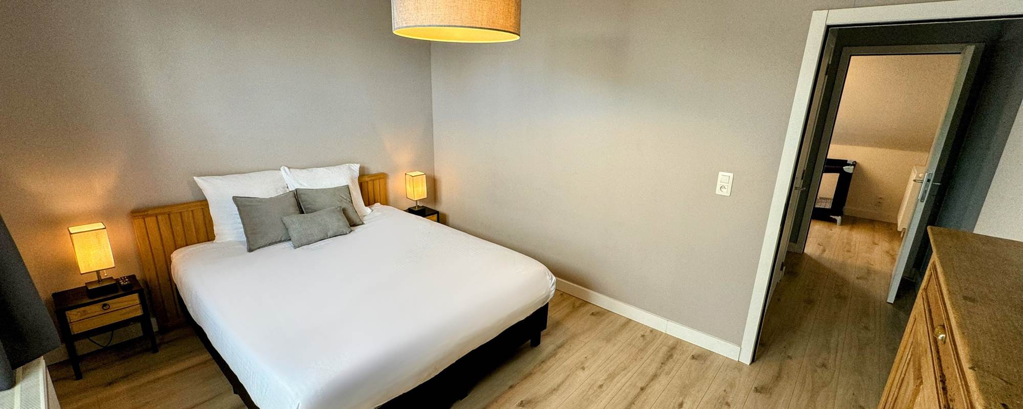 5b840e8e-9c9b-44d0-9e6b-a4d678016e81