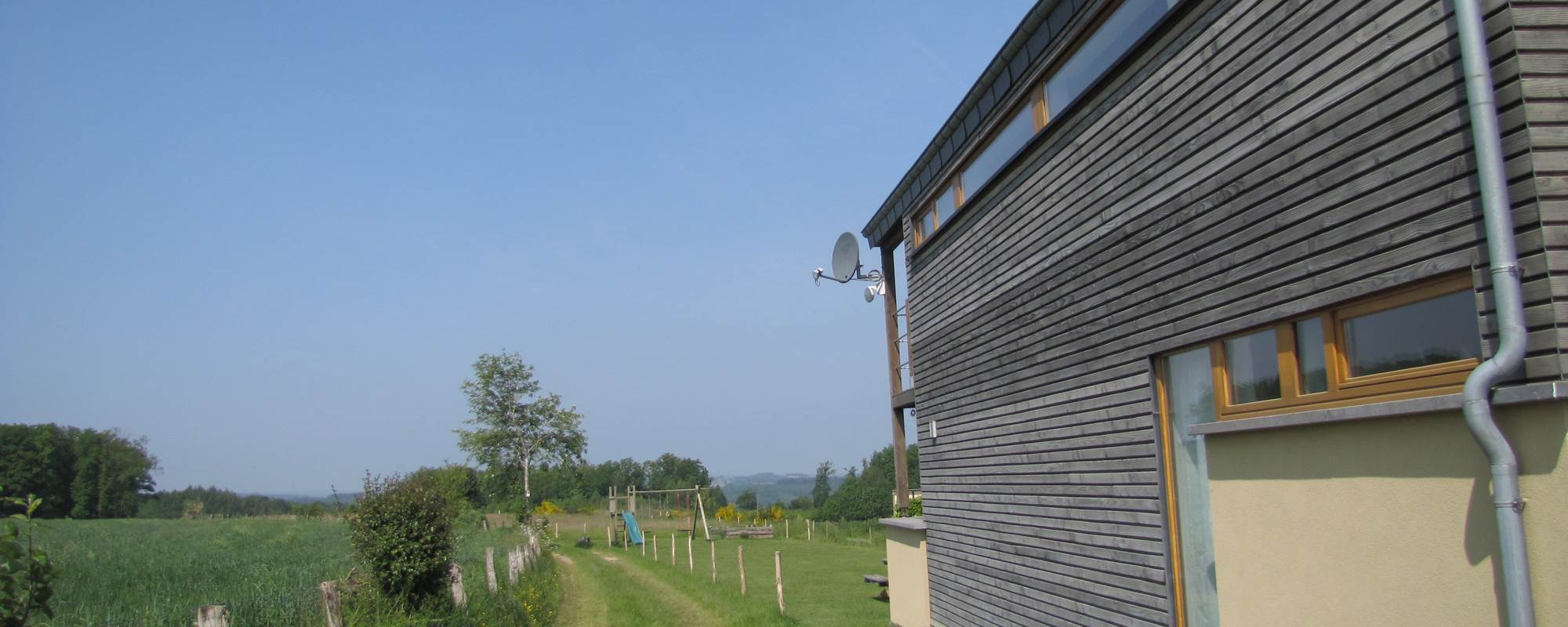 Maison côté de gauche