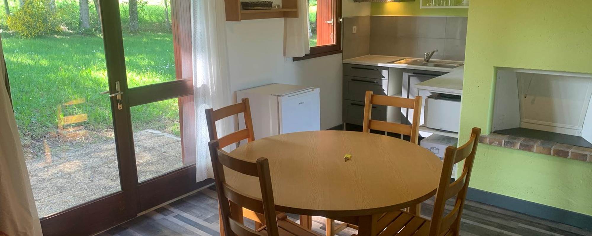 lepetitbois46_Leyme_ModernC_séjour_Gîte 13